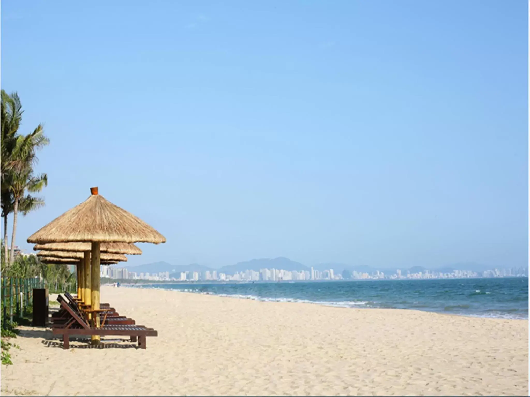 Beach in Ramada Plaza by Wyndham Sanya Bay