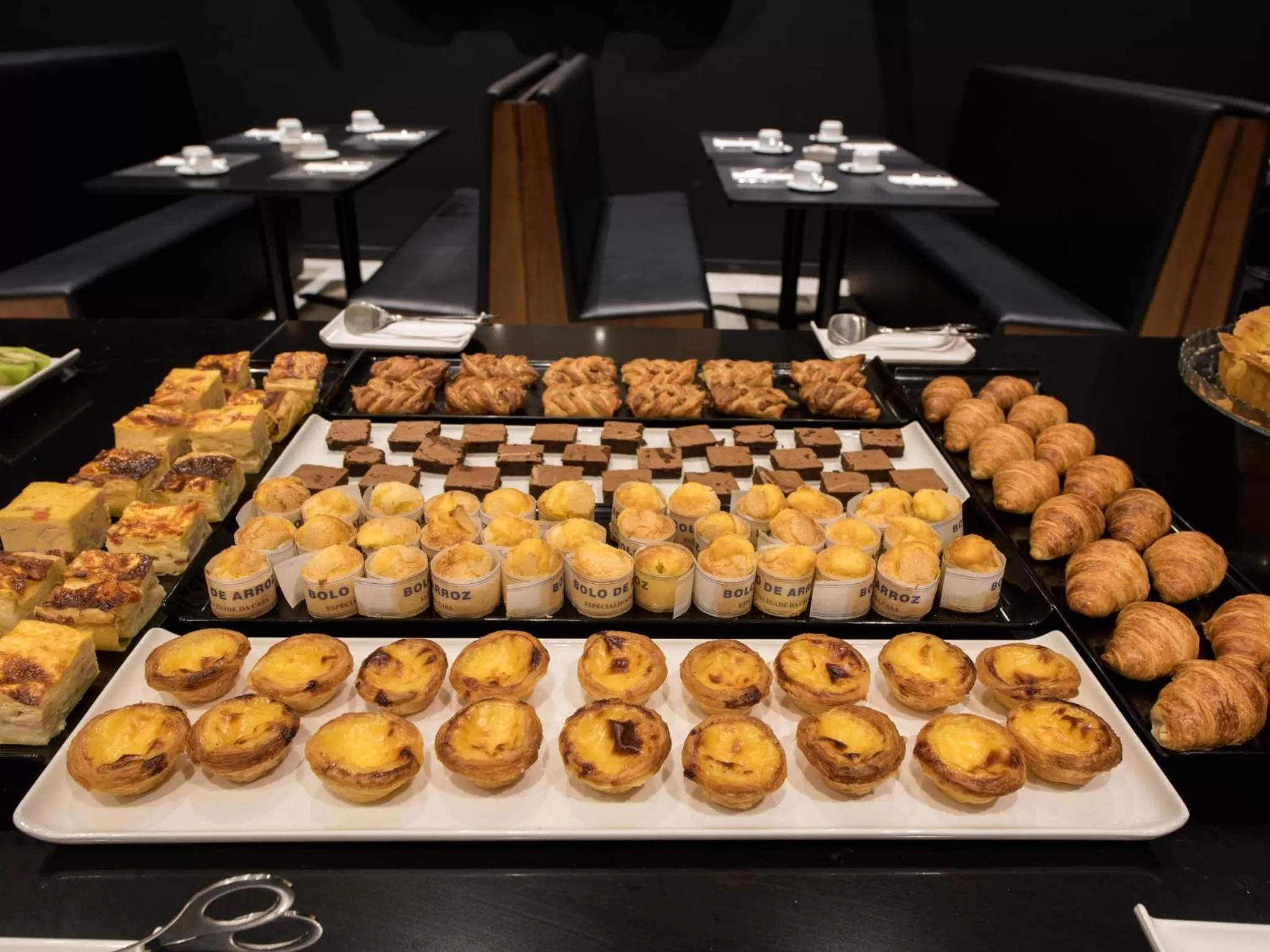 Breakfast in Hotel Carris Porto Ribeira