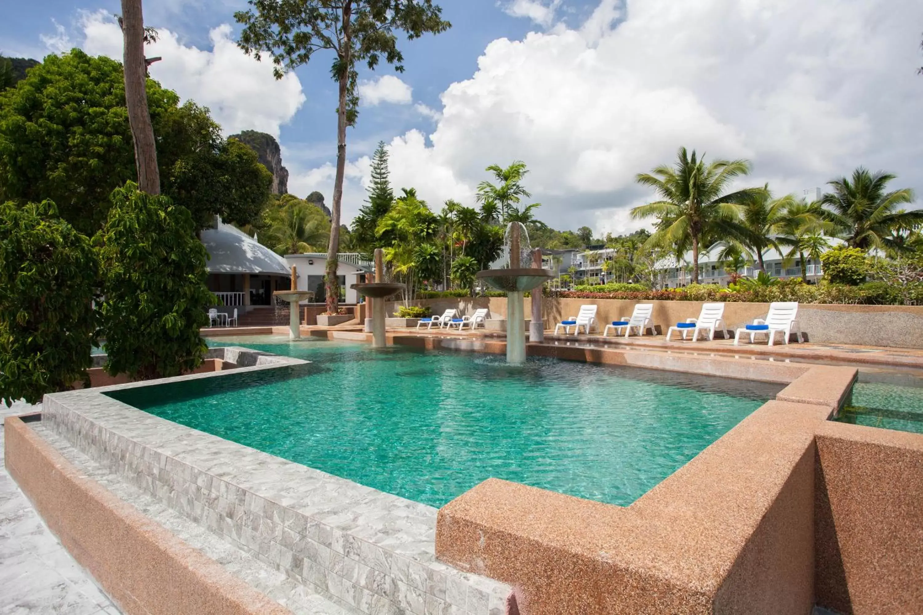 Beach, Swimming Pool in Arawan Krabi Beach Resort