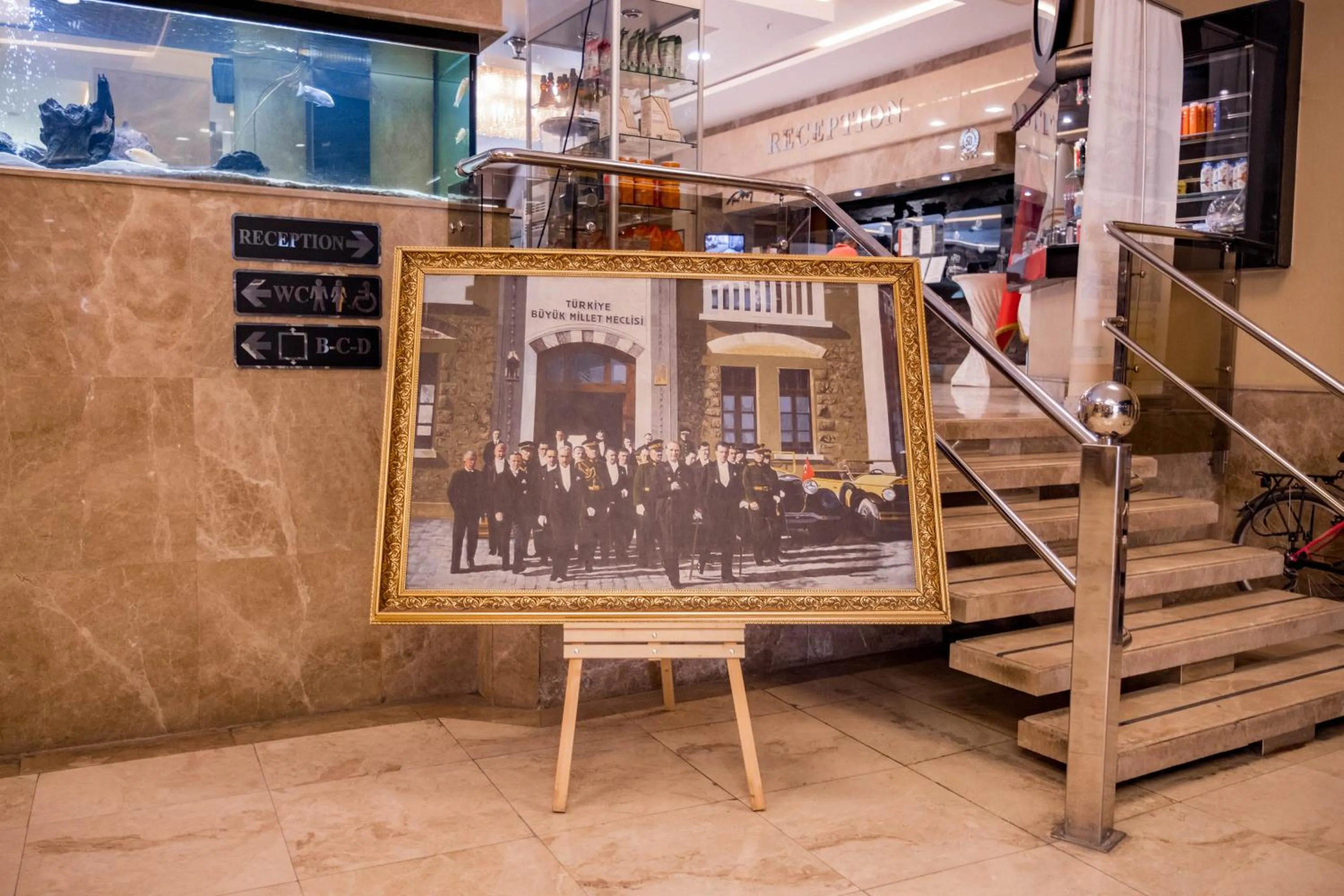 Lobby or reception in Selçuk Hotel