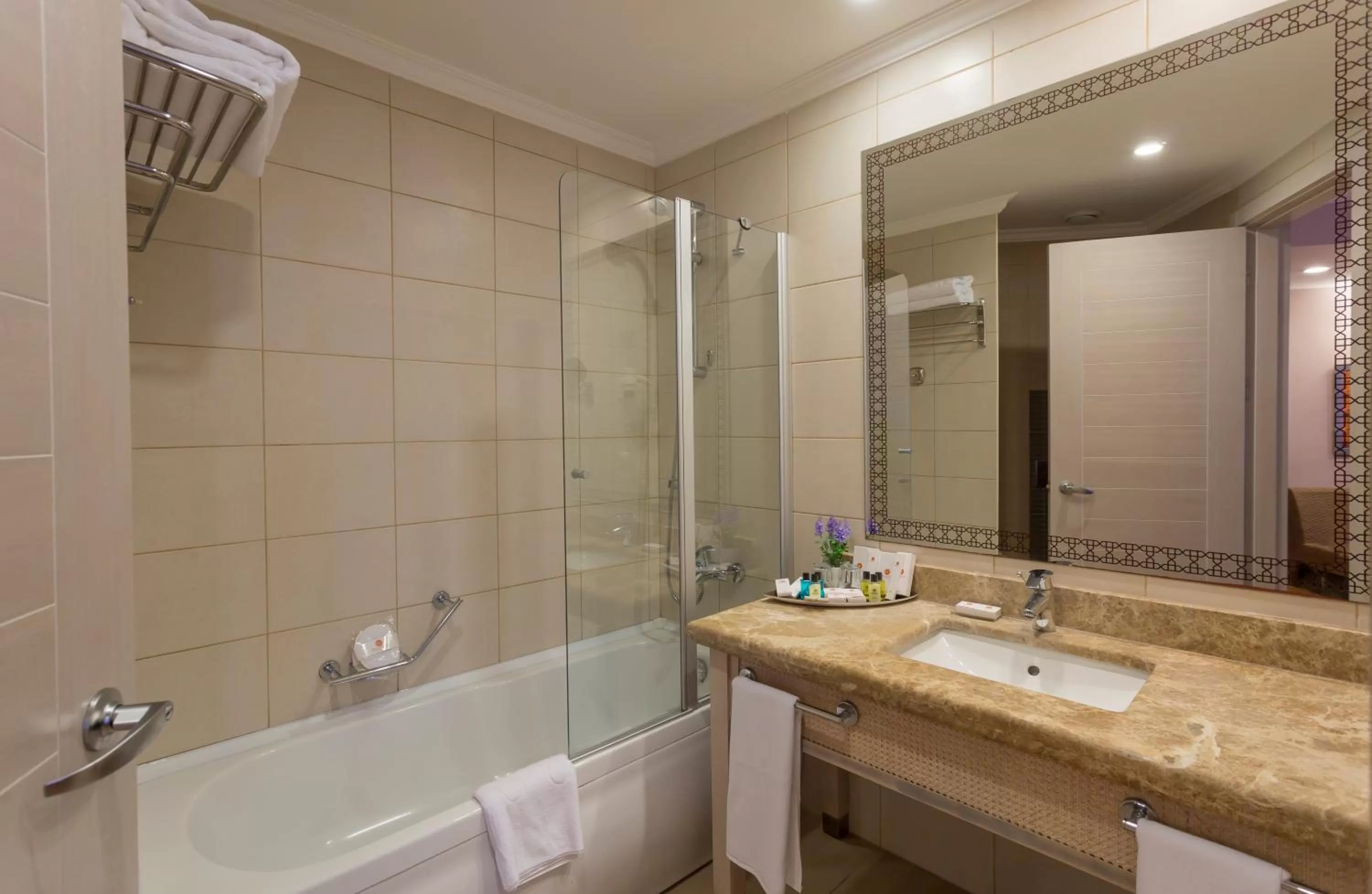 Bathroom in Mukarnas Spa & Resort Hotel