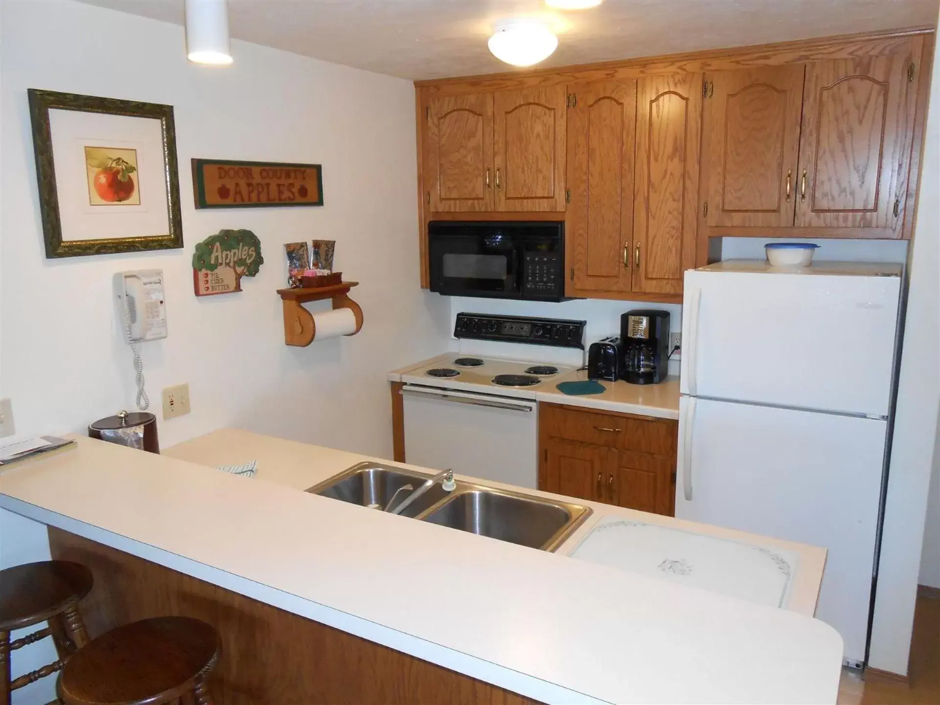 Kitchen or kitchenette, Kitchen/Kitchenette in Pheasant Park Resort