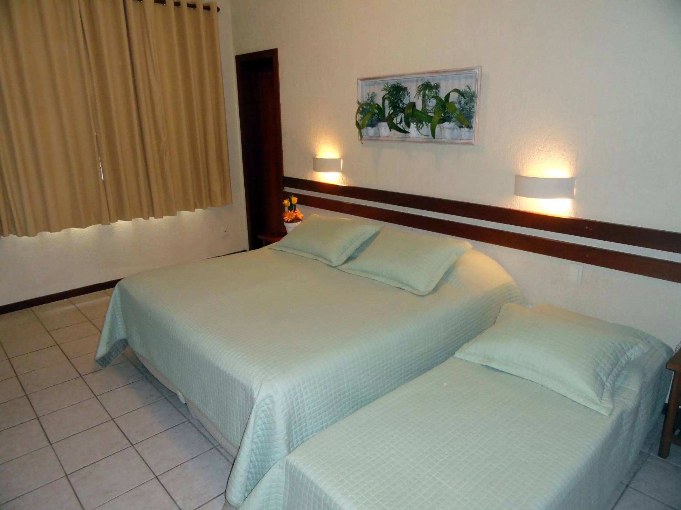 Photo of the whole room, Bed in Village du Soleil