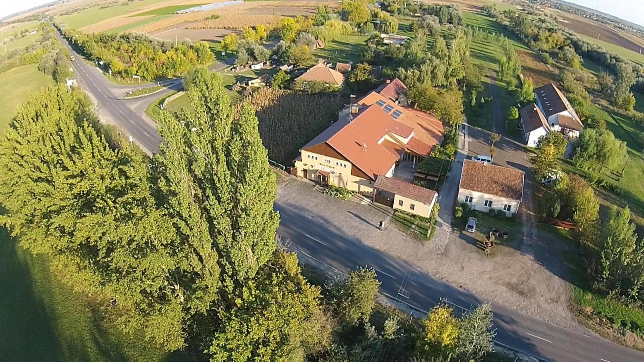 Forró Fogadó & Bauer Bistro