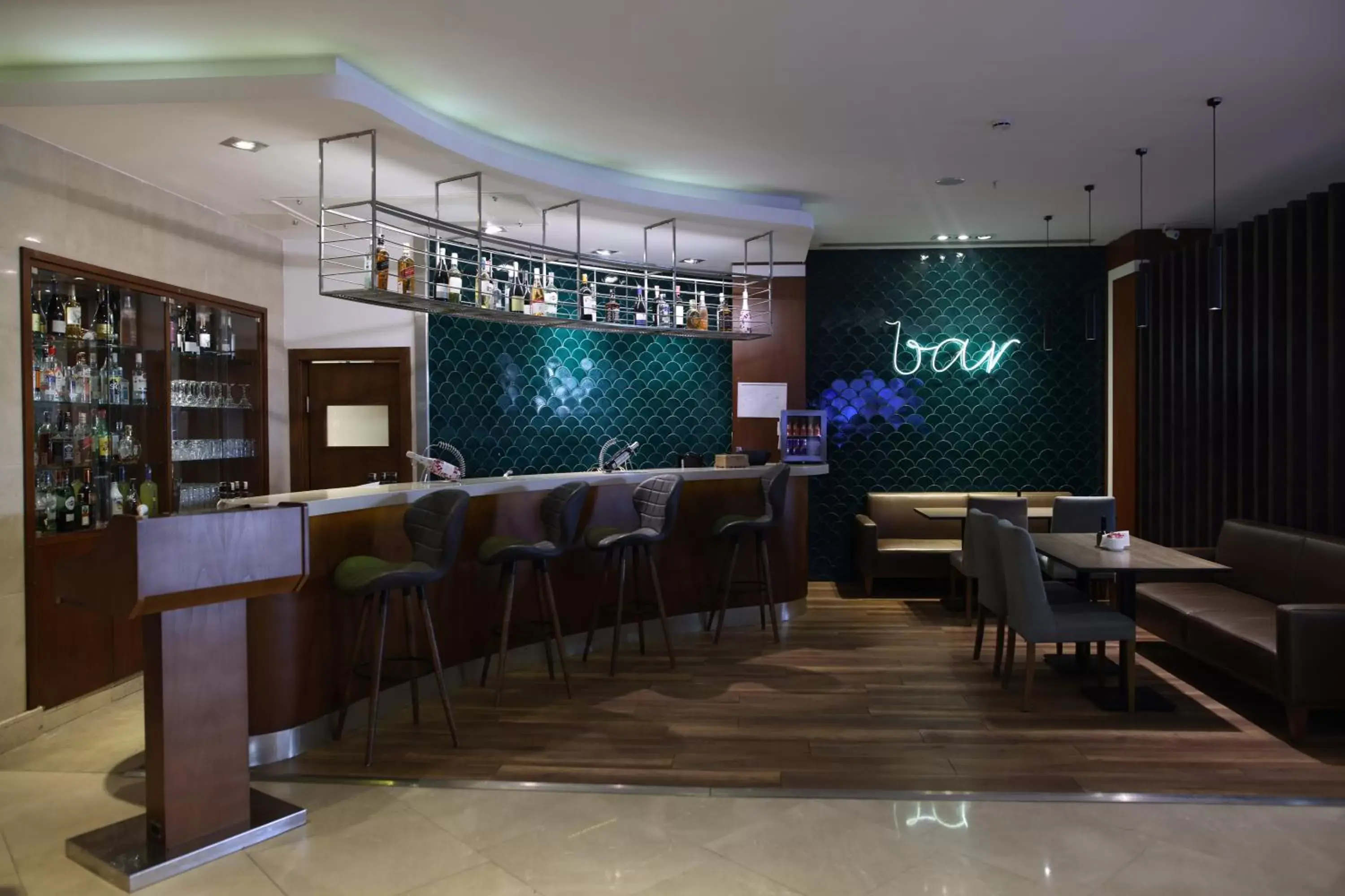 Lounge or bar, Lounge/Bar in Best Western Premier Karsiyaka Convention & Spa Hotel