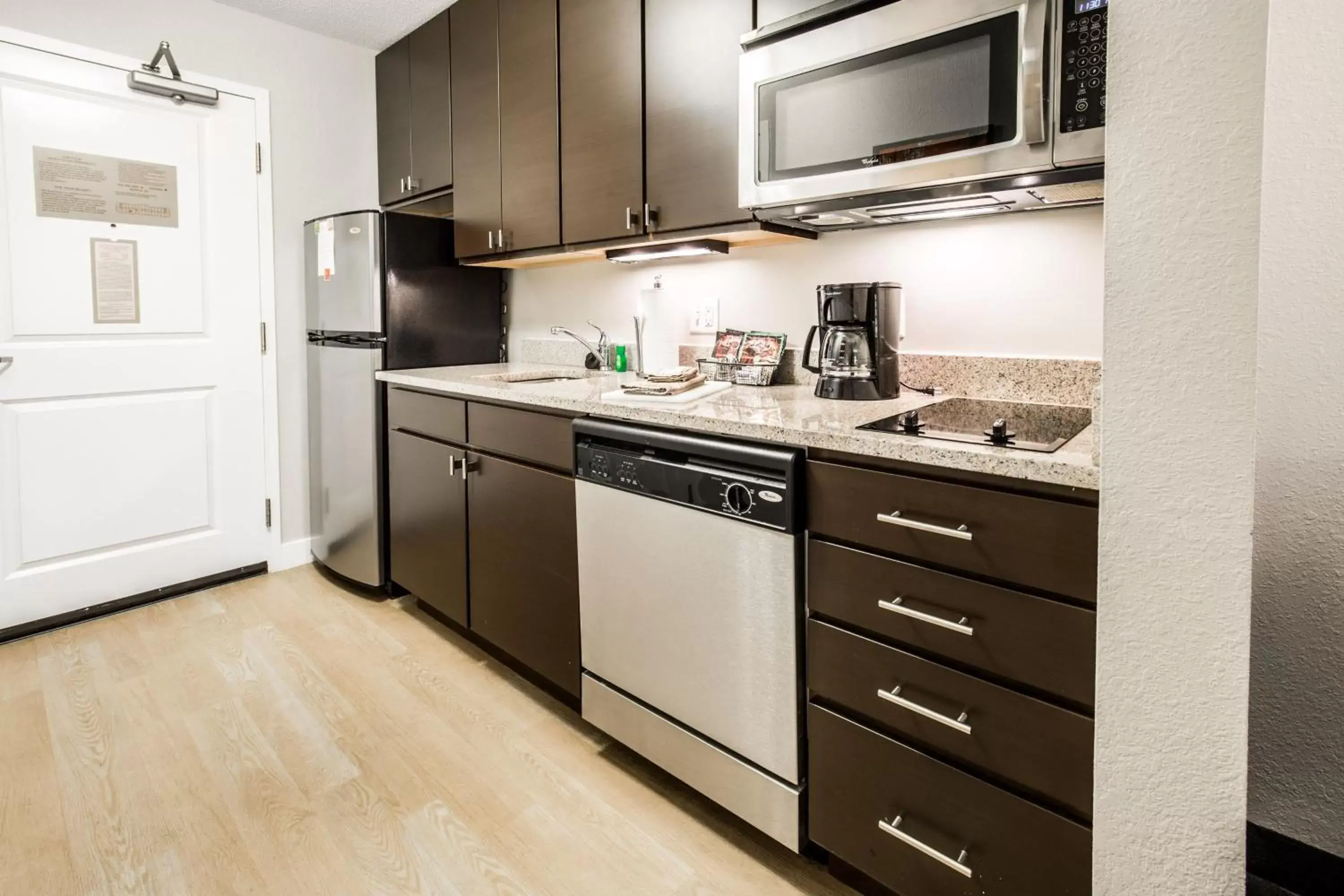 Kitchen or kitchenette, Kitchen/Kitchenette in TownePlace Suites by Marriott Gilford