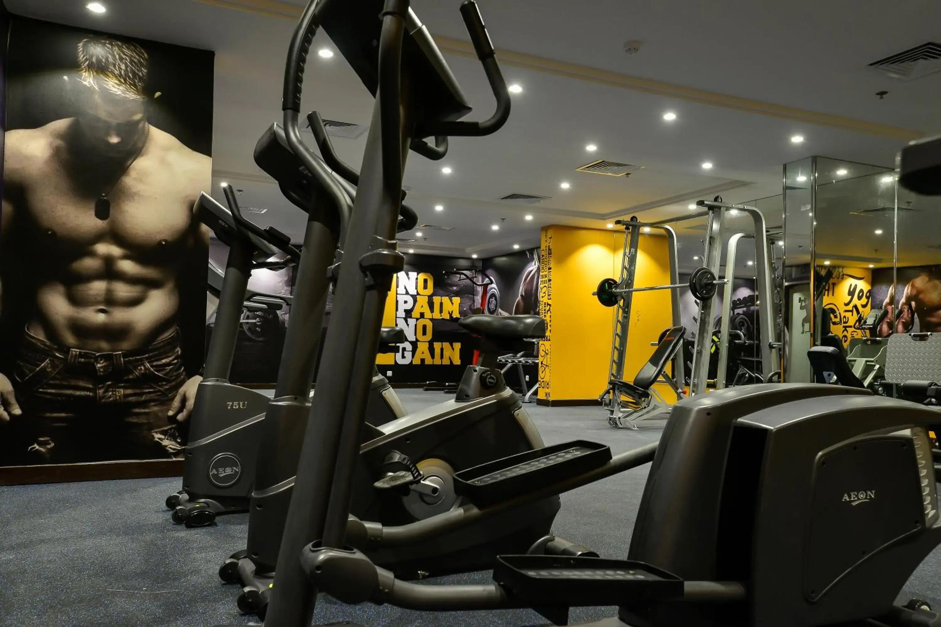 Fitness centre/facilities in Crown Town Hotel Fitness centre/facilities in Crown Town Hotel