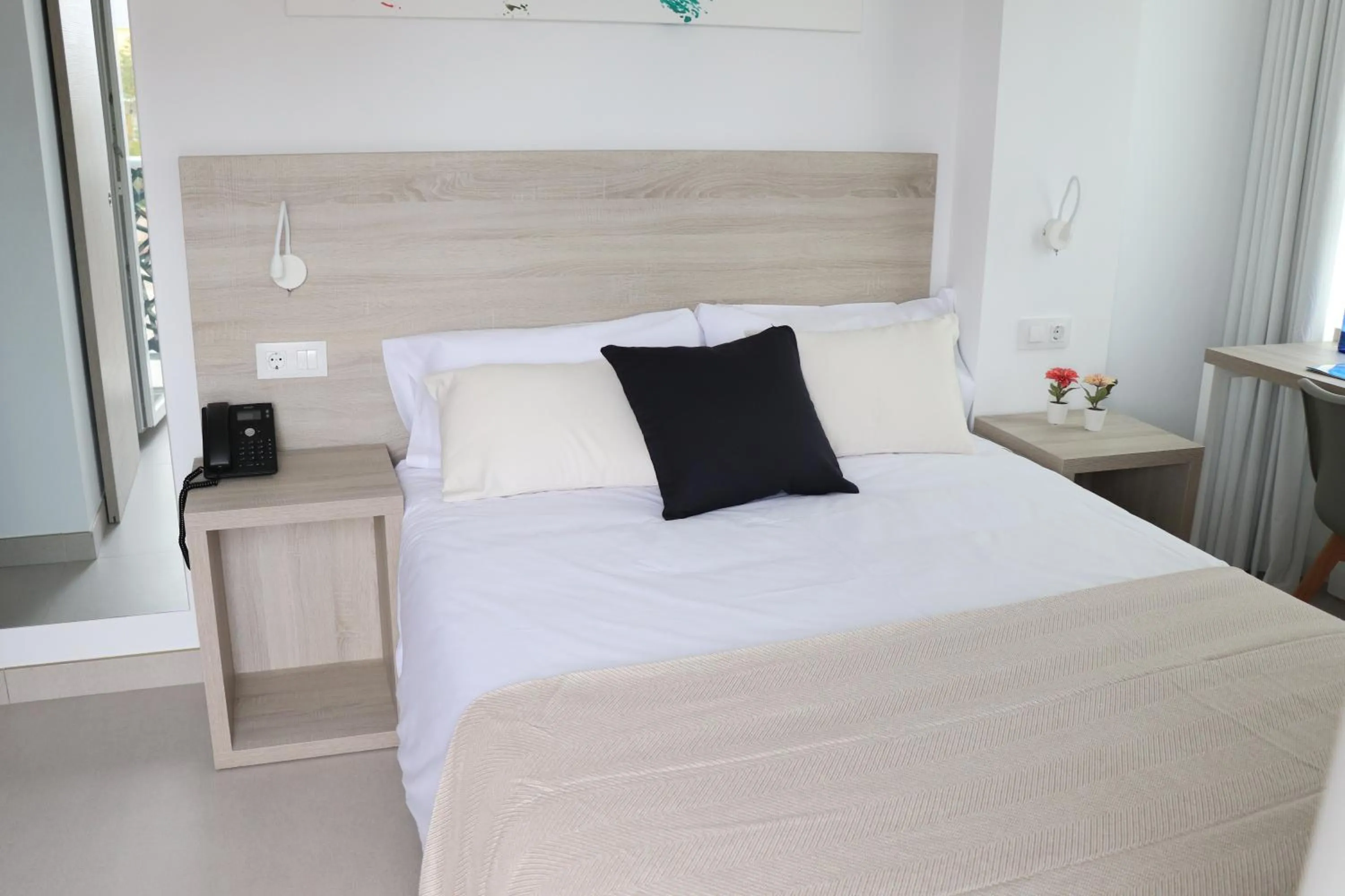 Bed in Hotel Sunna Benicassim