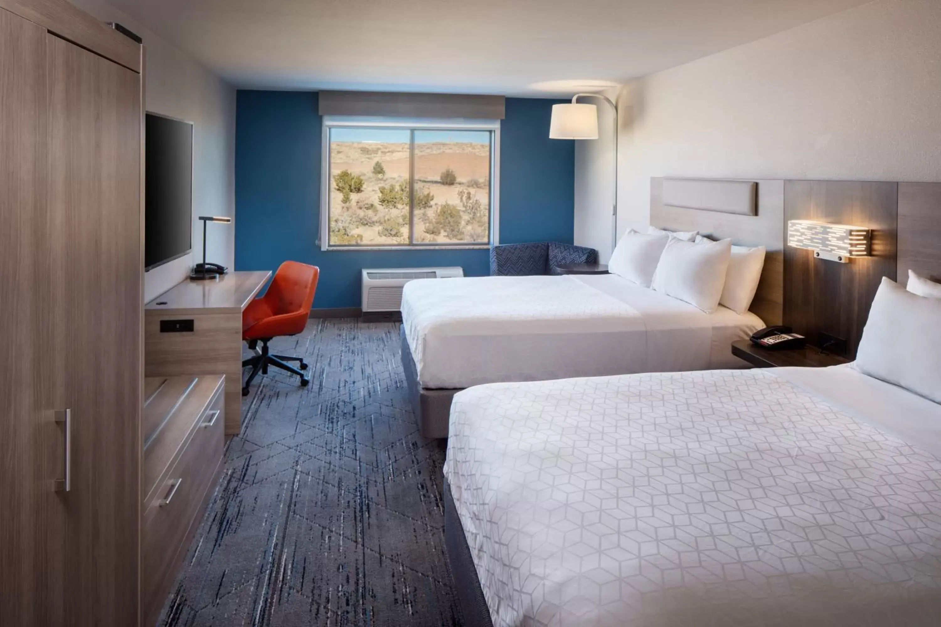 Photo of the whole room, Bed in Holiday Inn Express and Suites Los Alamos Entrada Park, an IHG Hotel