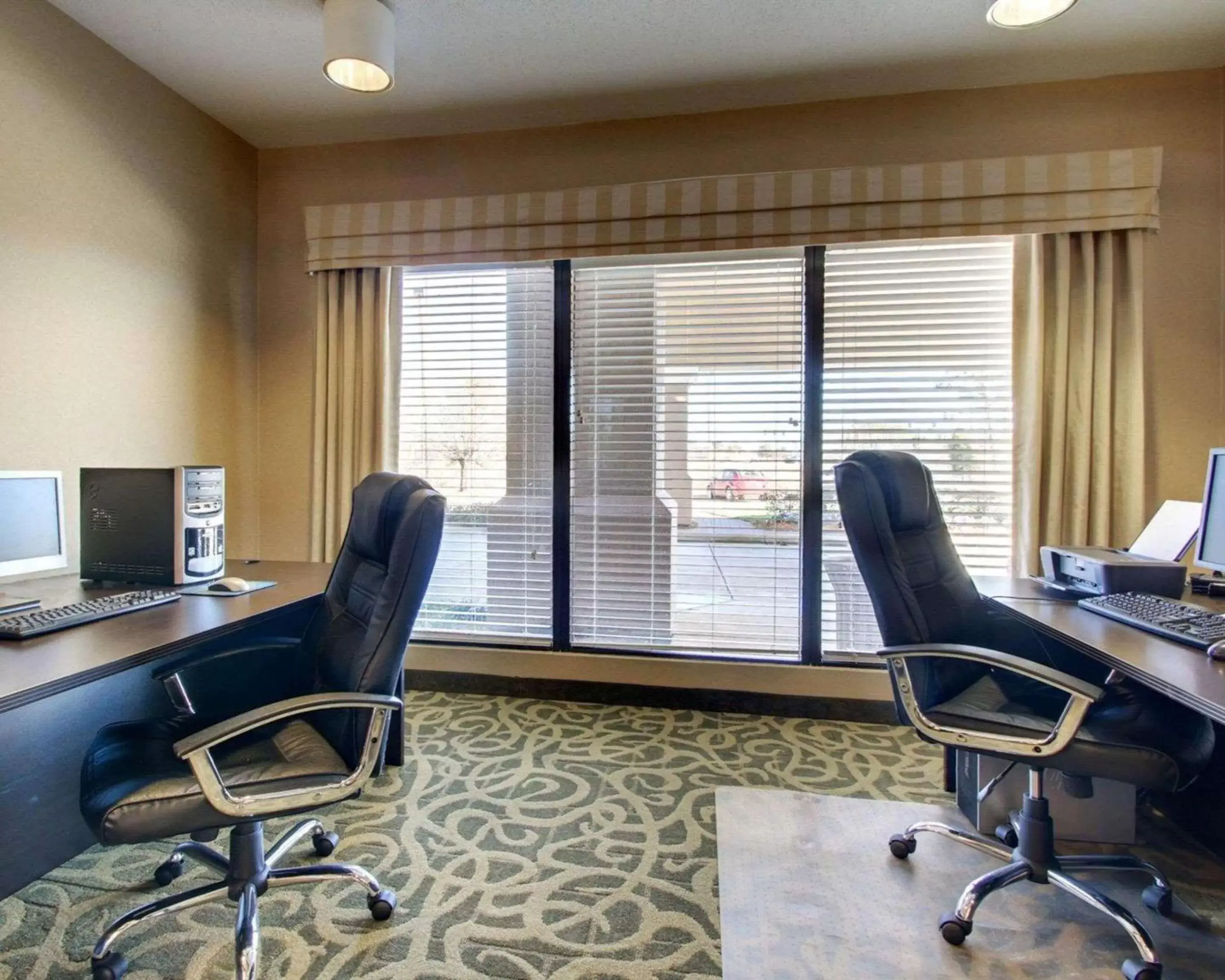 On site, Business Area/Conference Room in Comfort Inn Moss Point Pascagoula