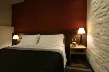 Bed in Admiral Park Hotel