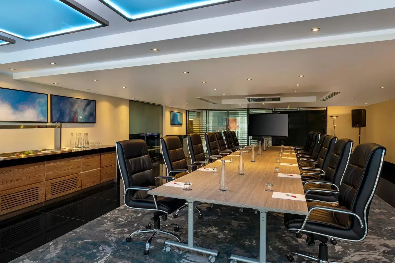 Meeting/conference room in Leonardo Royal London St Paul’s