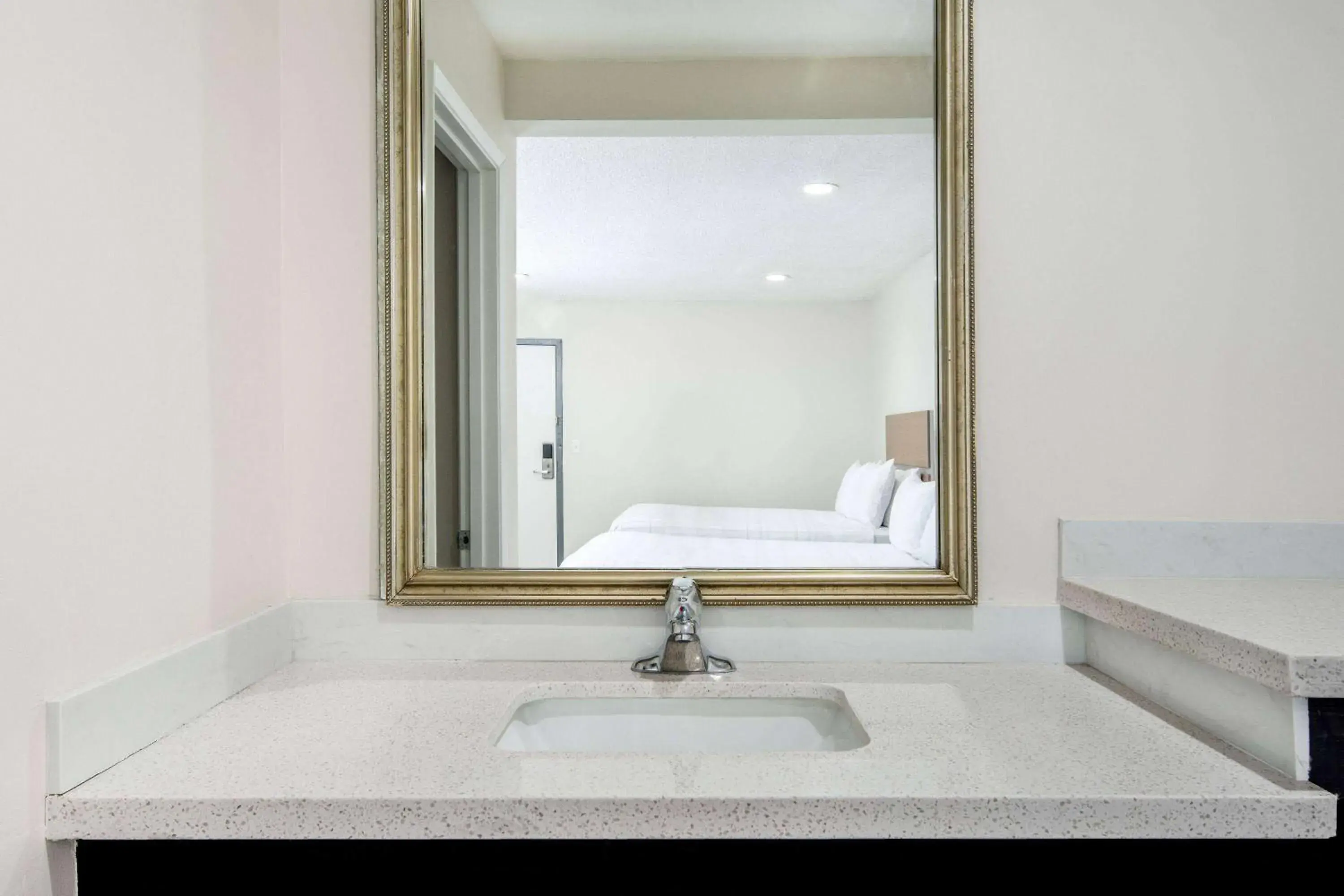 TV and multimedia, Bathroom in Super 8 by Wyndham Bakersfield CA