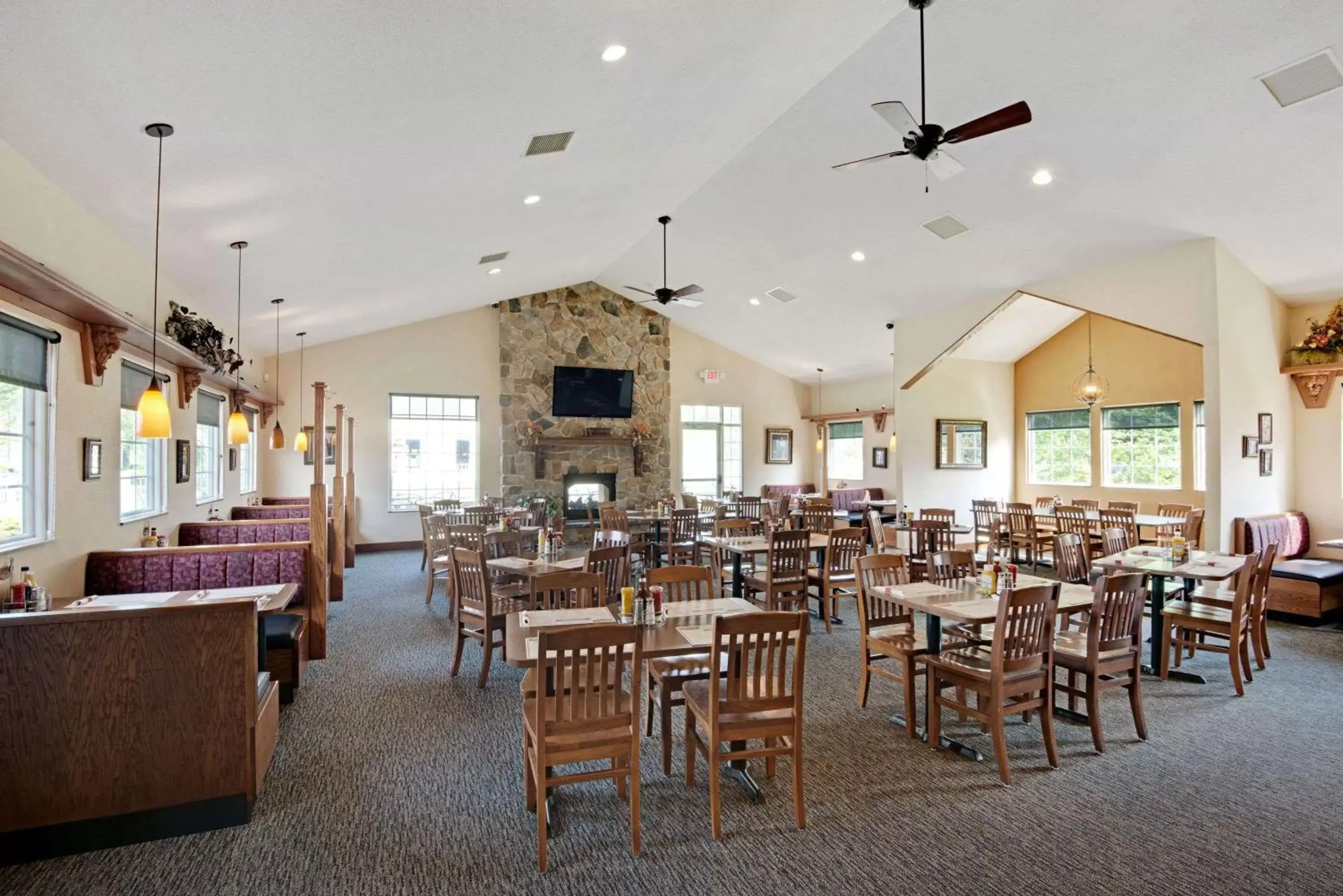 Restaurant/places to eat in Days Inn by Wyndham Lisbon Restaurant/places to eat in Days Inn by Wyndham Lisbon