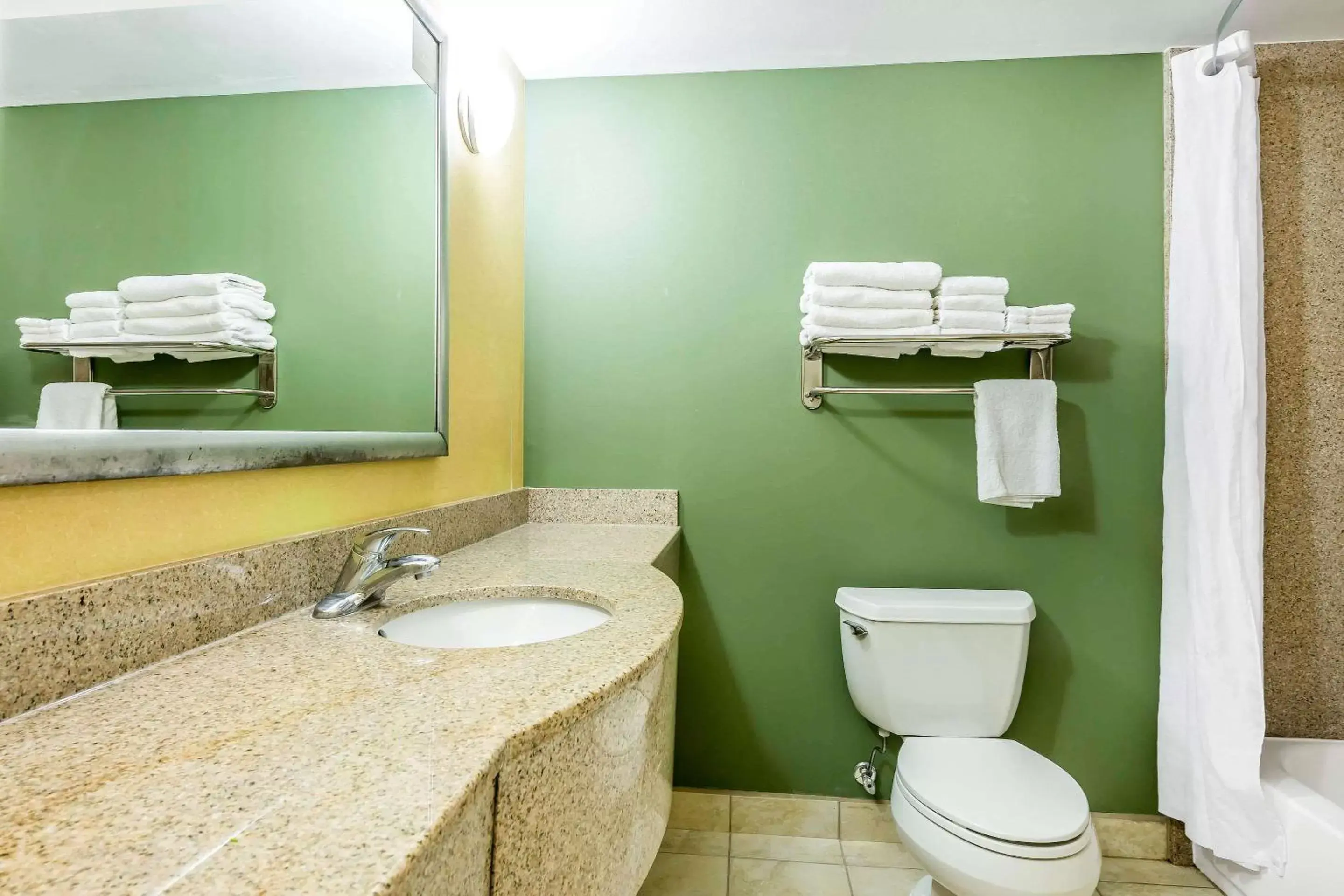 Bathroom in Sleep Inn & Suites University/Shands