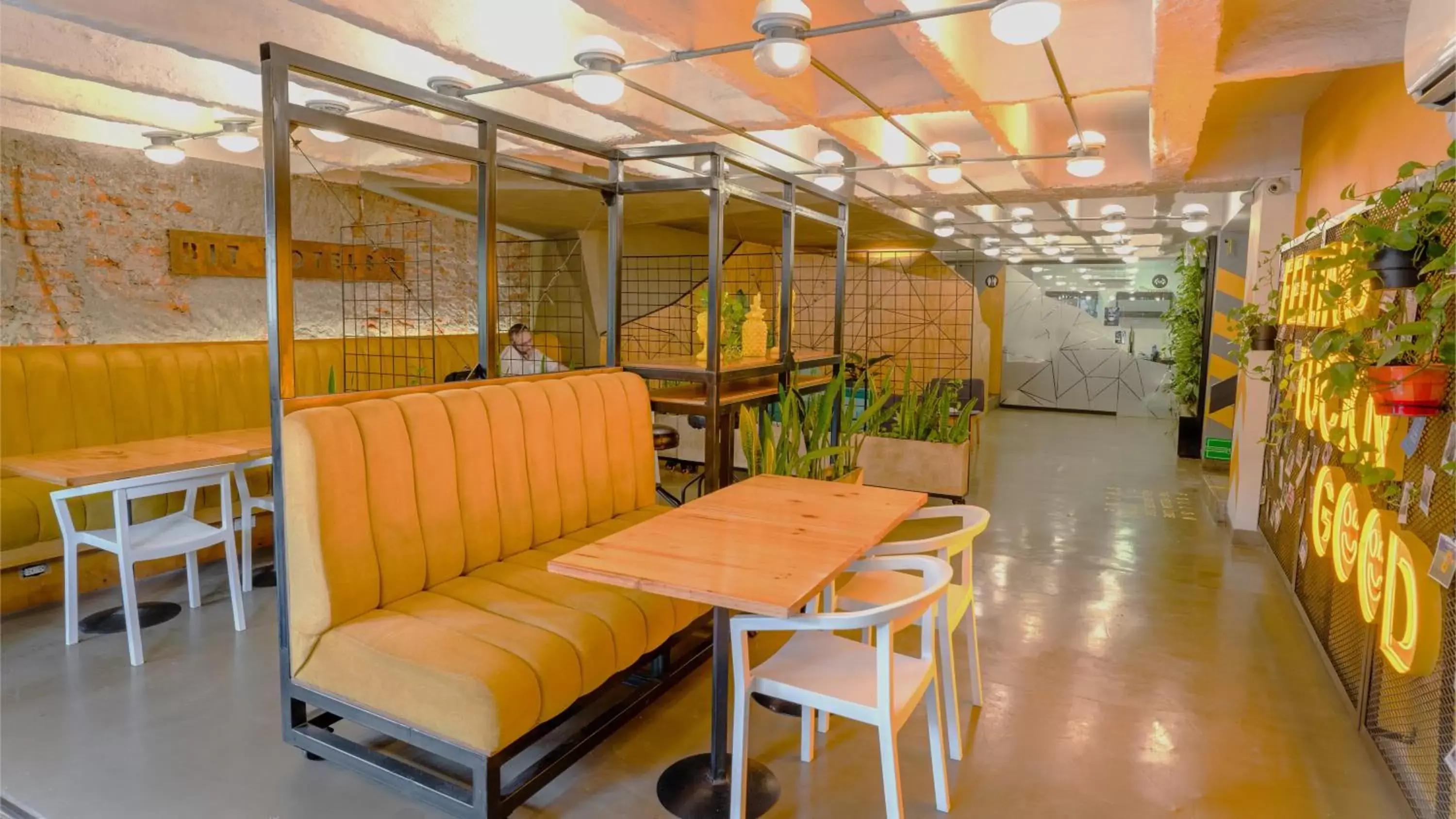 Seating area in Hotel El Peñon by Bithotels