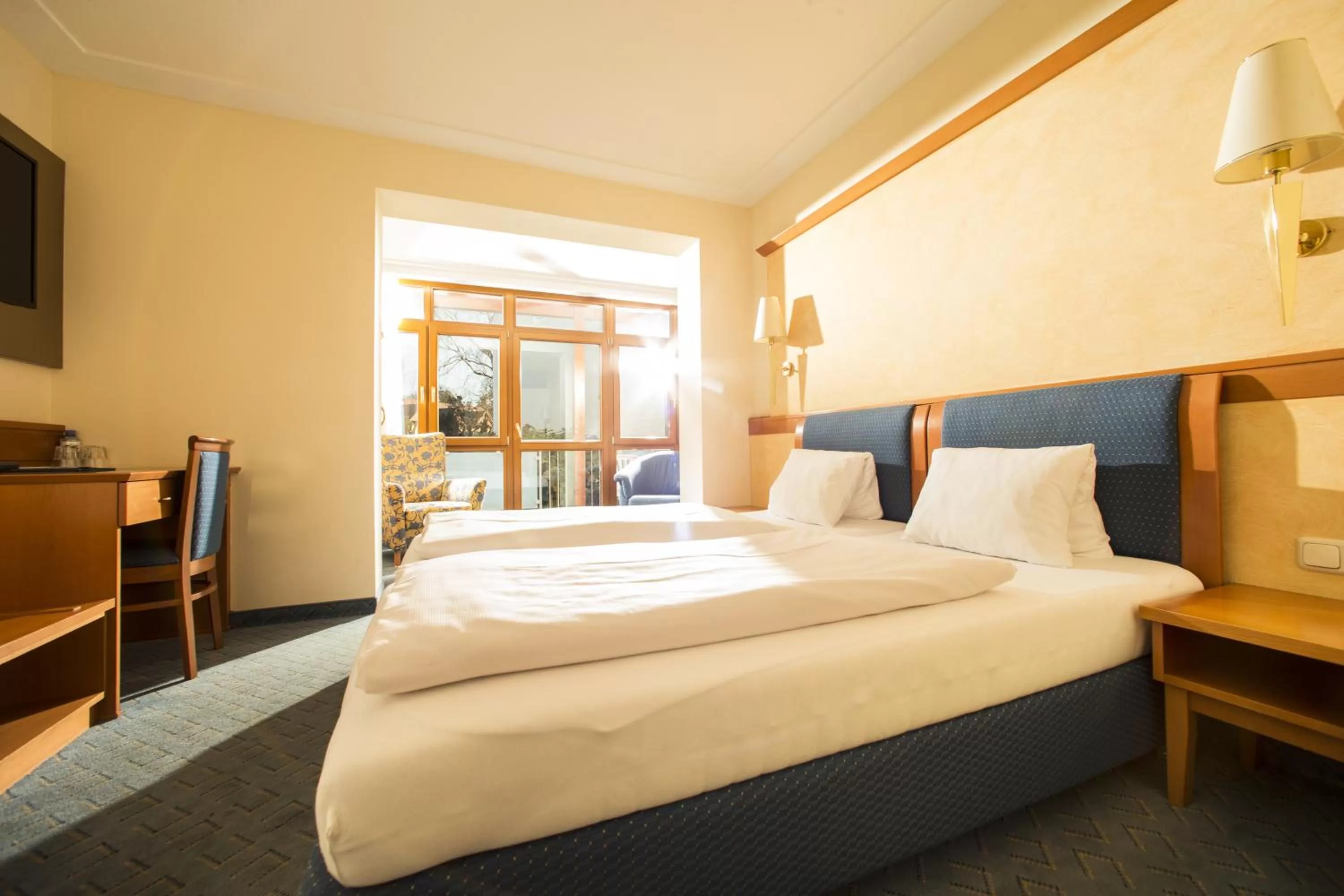 Bed in Hotel Locker & Legere