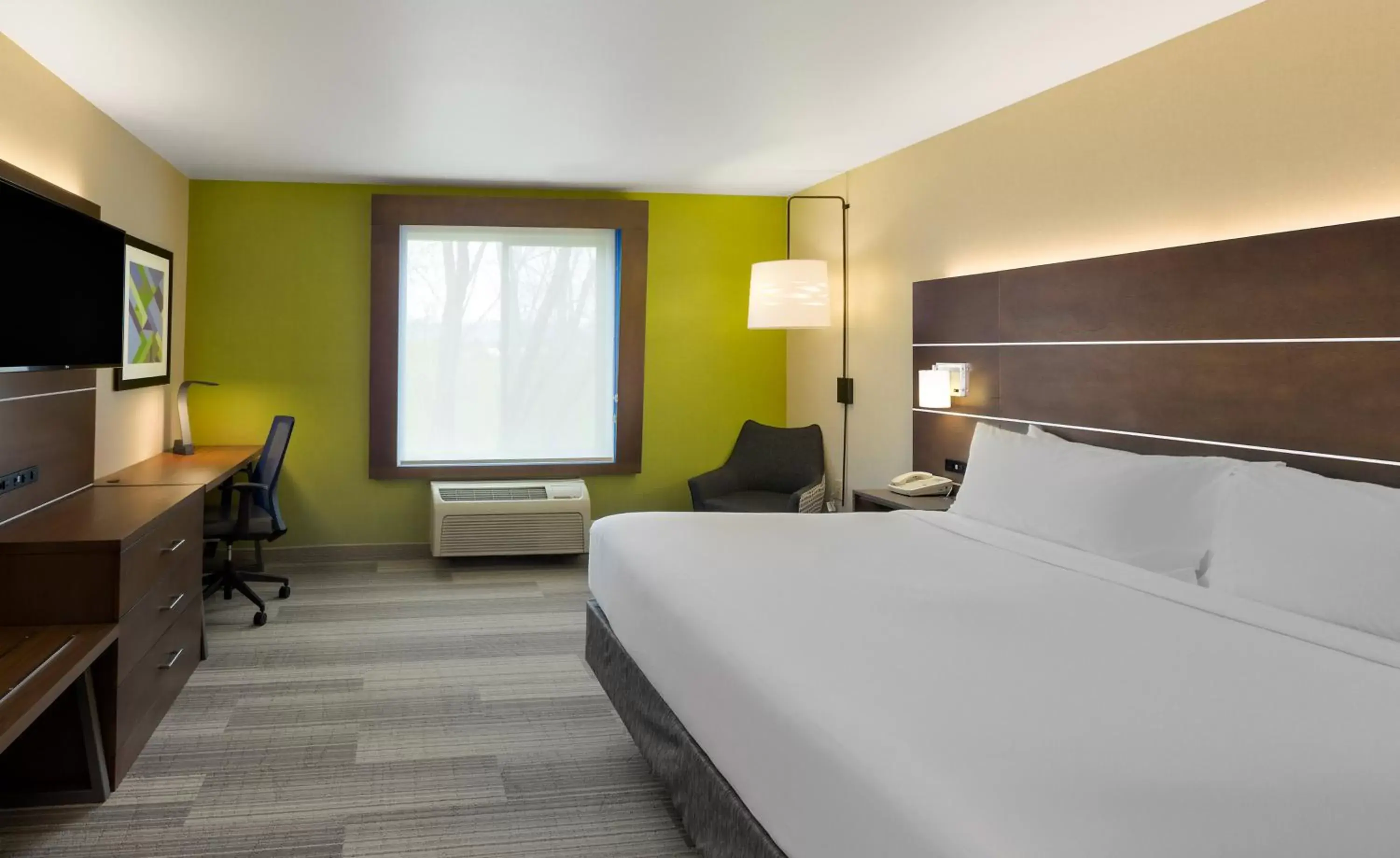 Photo of the whole room, Bed in Holiday Inn Express Ellensburg, an IHG Hotel