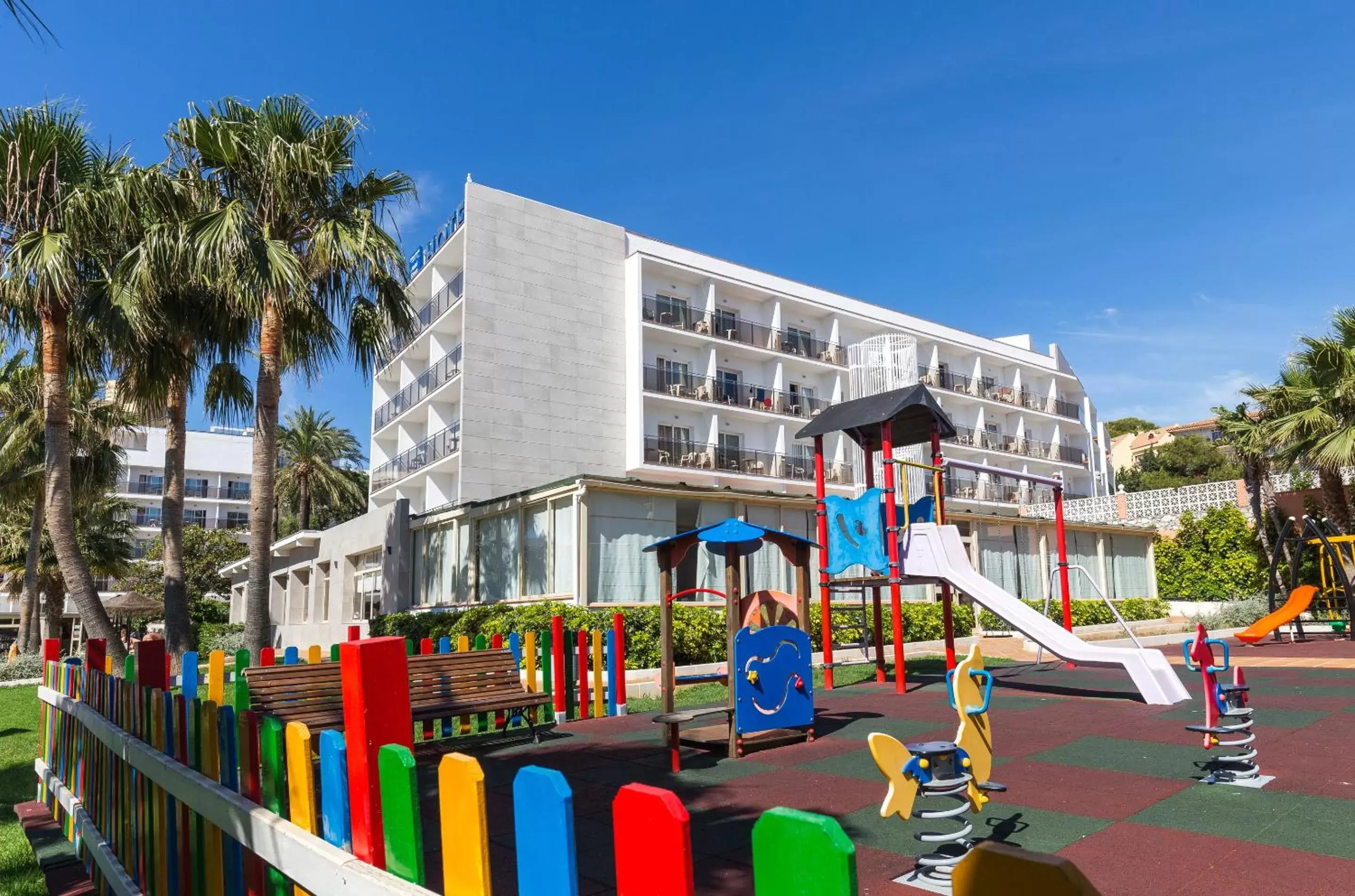 Children play ground, Children's Play Area in Hotel Best Siroco