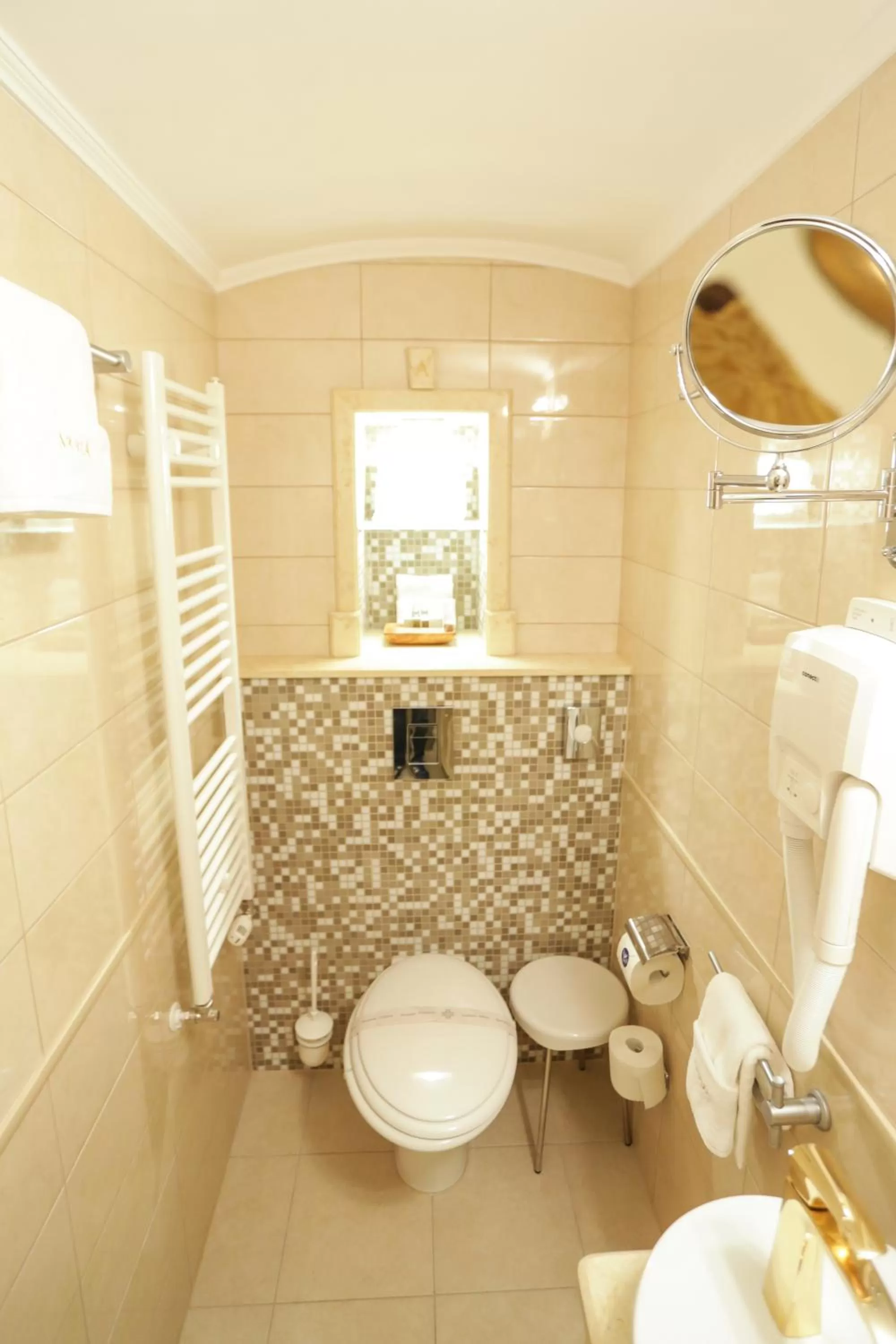 Bathroom in Arbia Dorka Heritage Palace