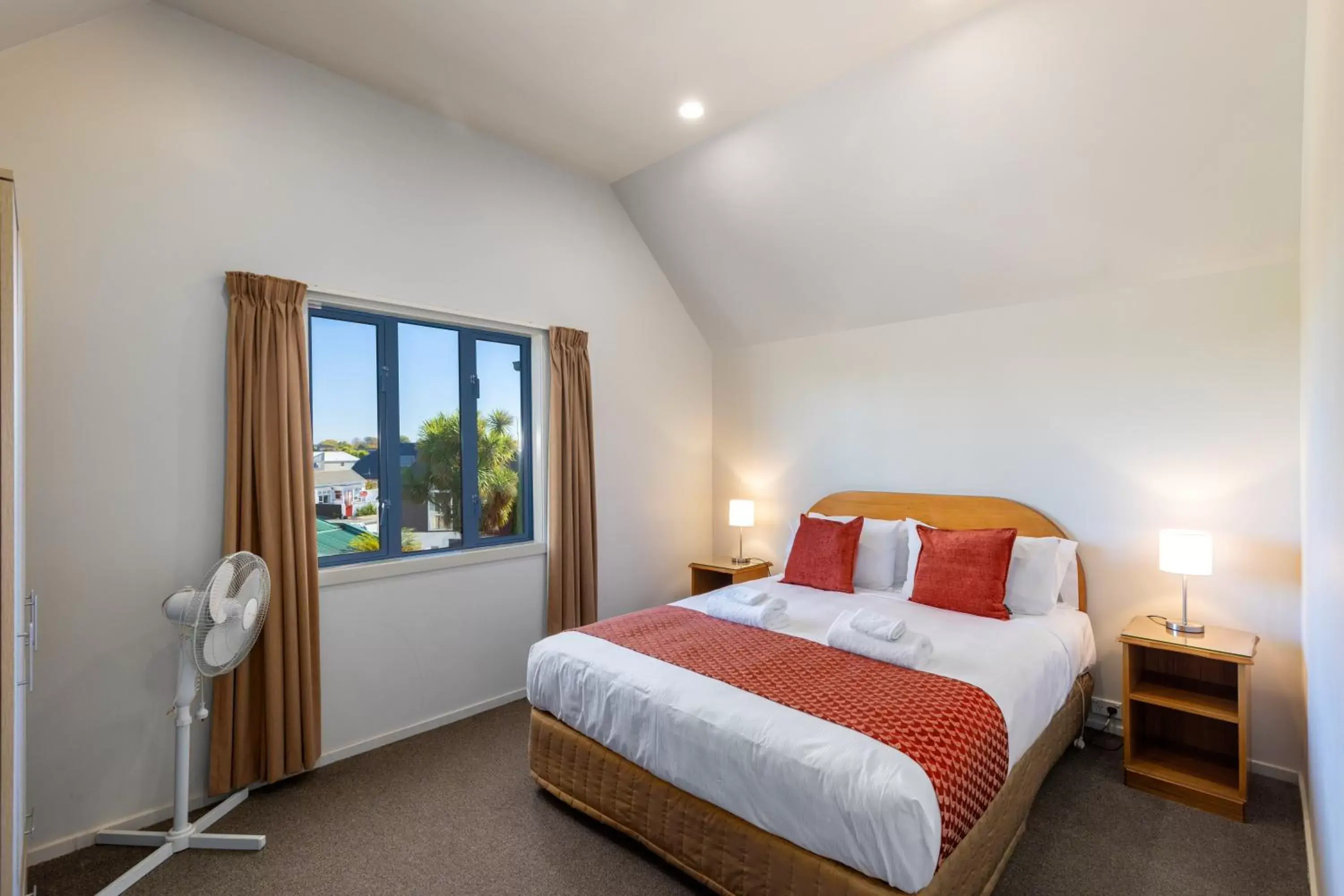 Bed in Bella Vista Motel & Apartments Christchurch