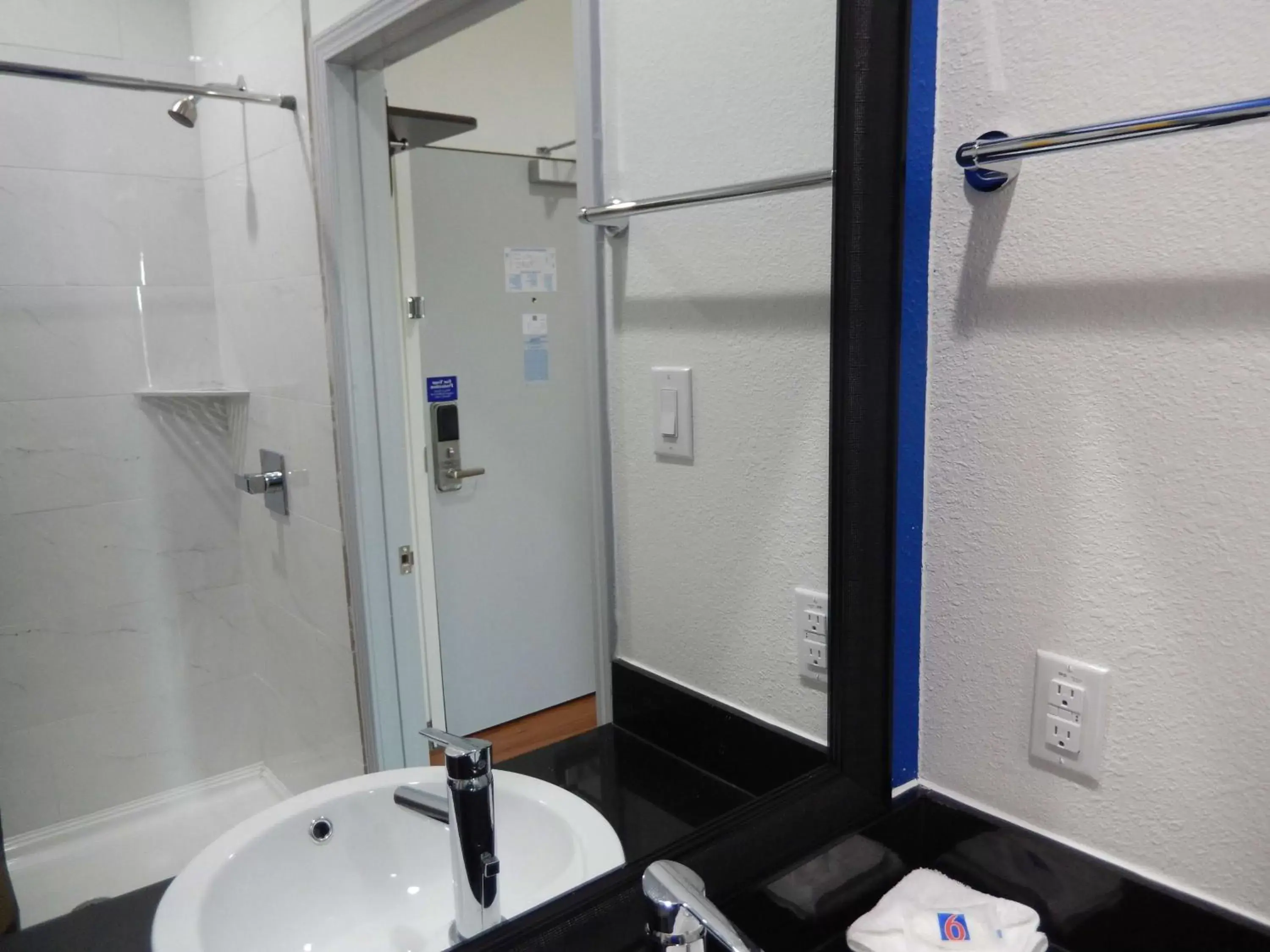 Bathroom in Motel 6-Houston, TX - Downtown North