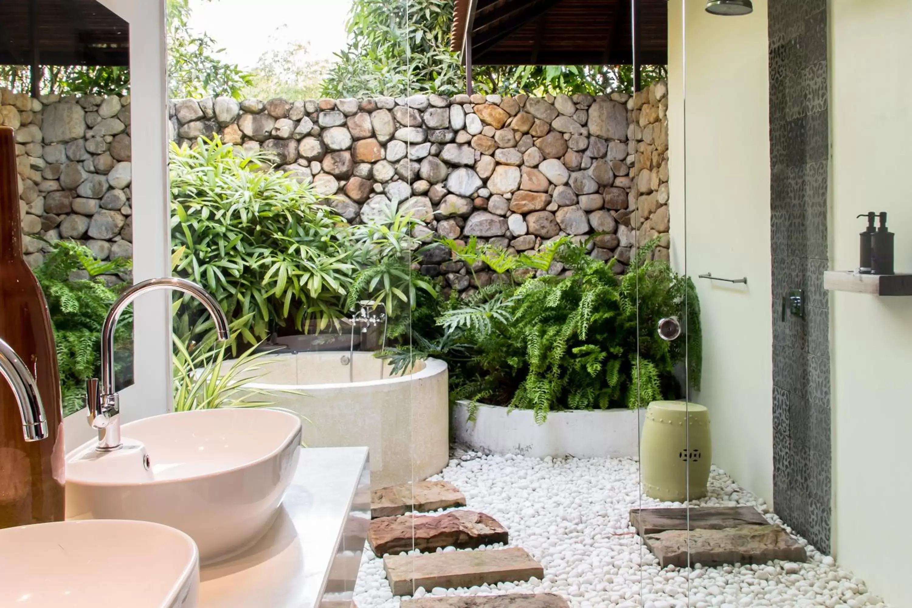 Bathroom in Samanea Beach Resort & Spa