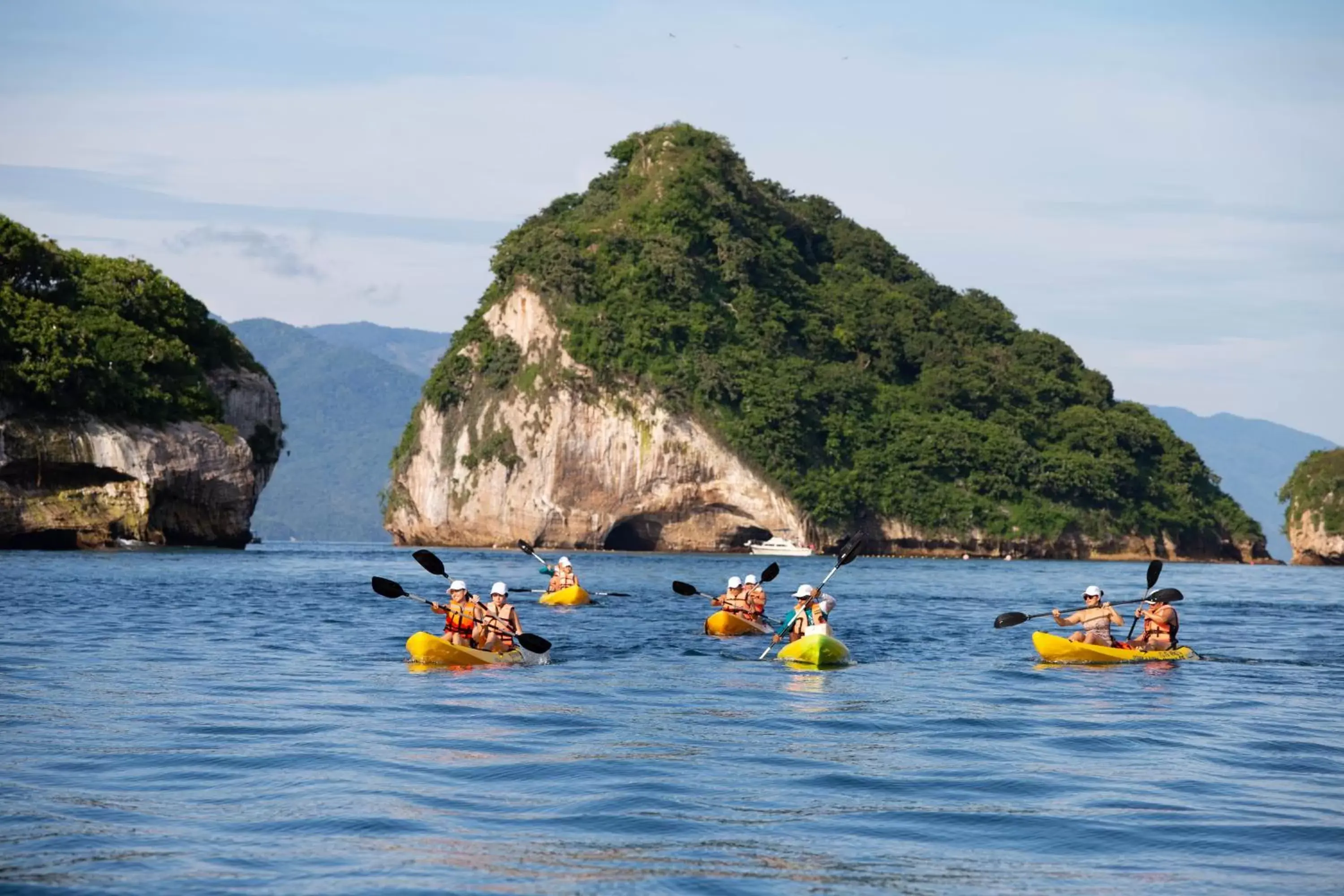 Activities, Canoeing in Garza Blanca Preserve Resort & Spa