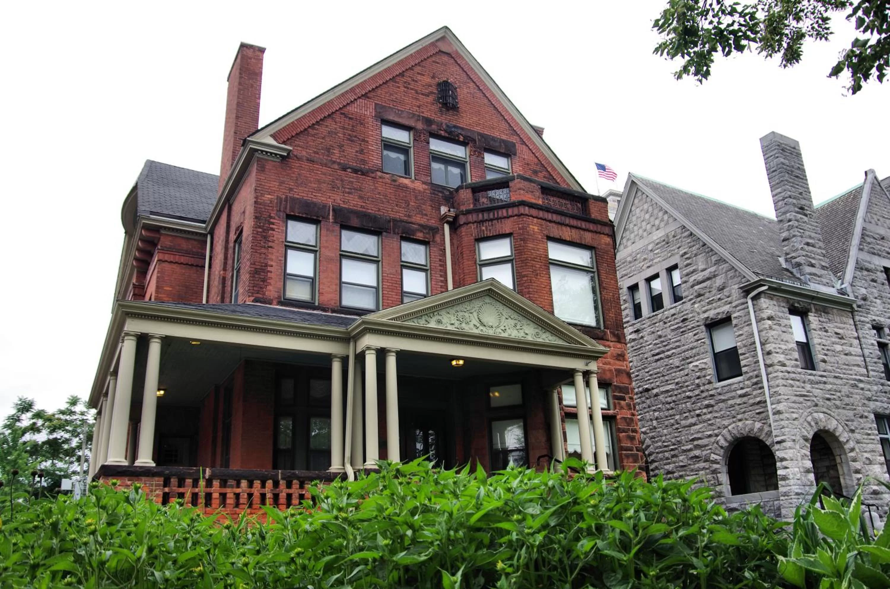 Property building in The Inn on Ferry Street