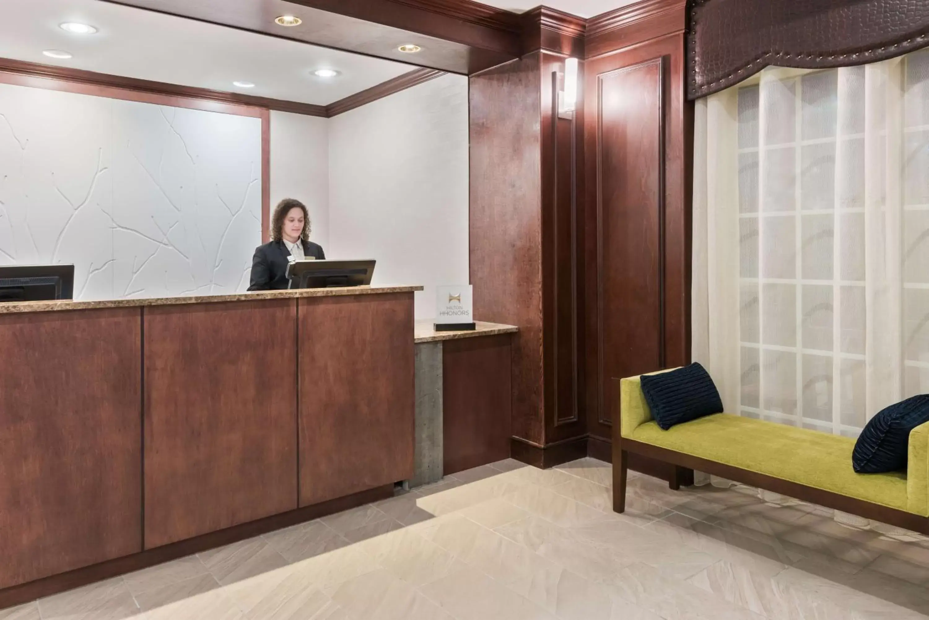 Lobby or reception, Lobby/Reception in Homewood Suites by Hilton Holyoke-Springfield/North