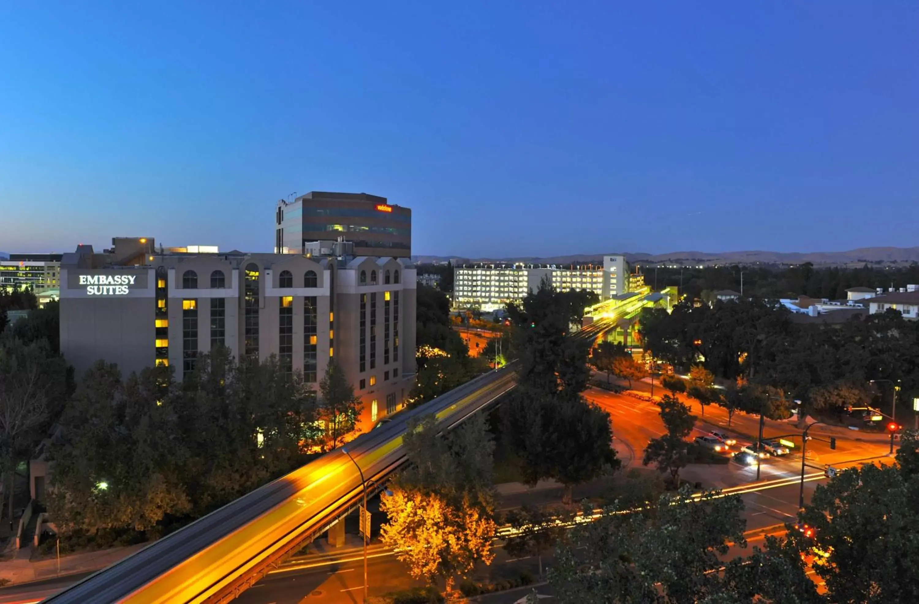 Property building in Embassy Suites by Hilton Walnut Creek