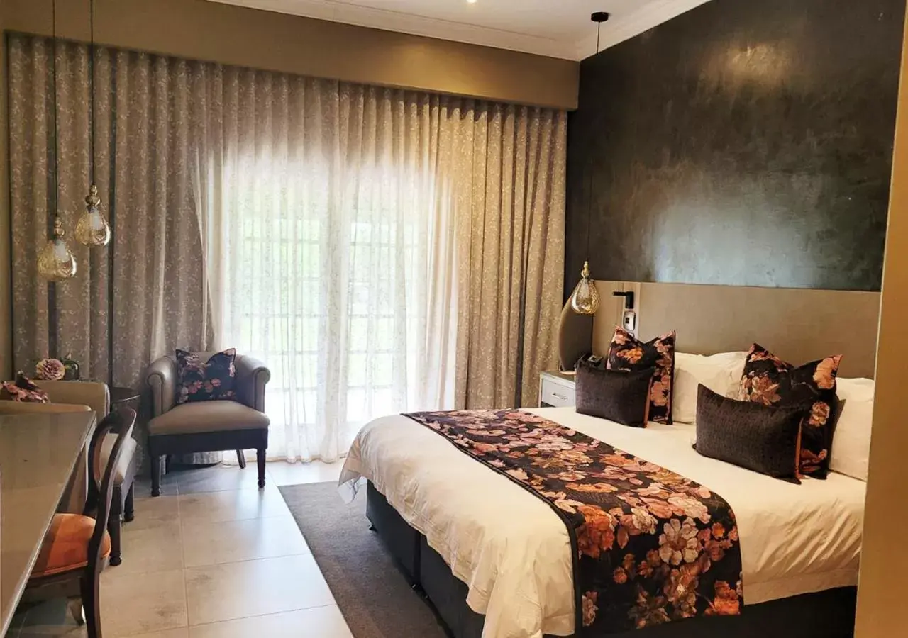 Bedroom, Bed in Kievits Kroon Gauteng Wine Estate