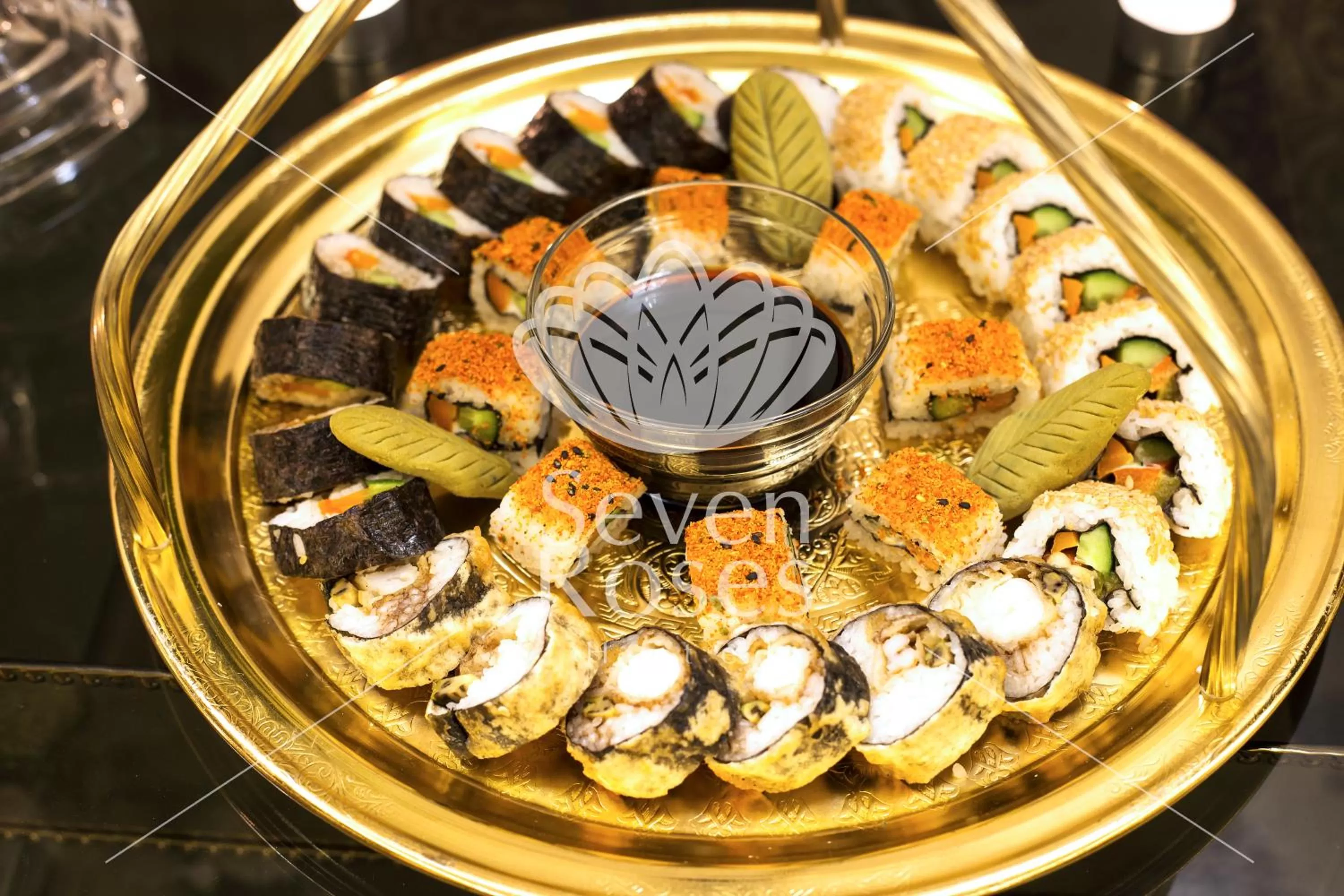 Food and drinks in Seven Roses Hotel