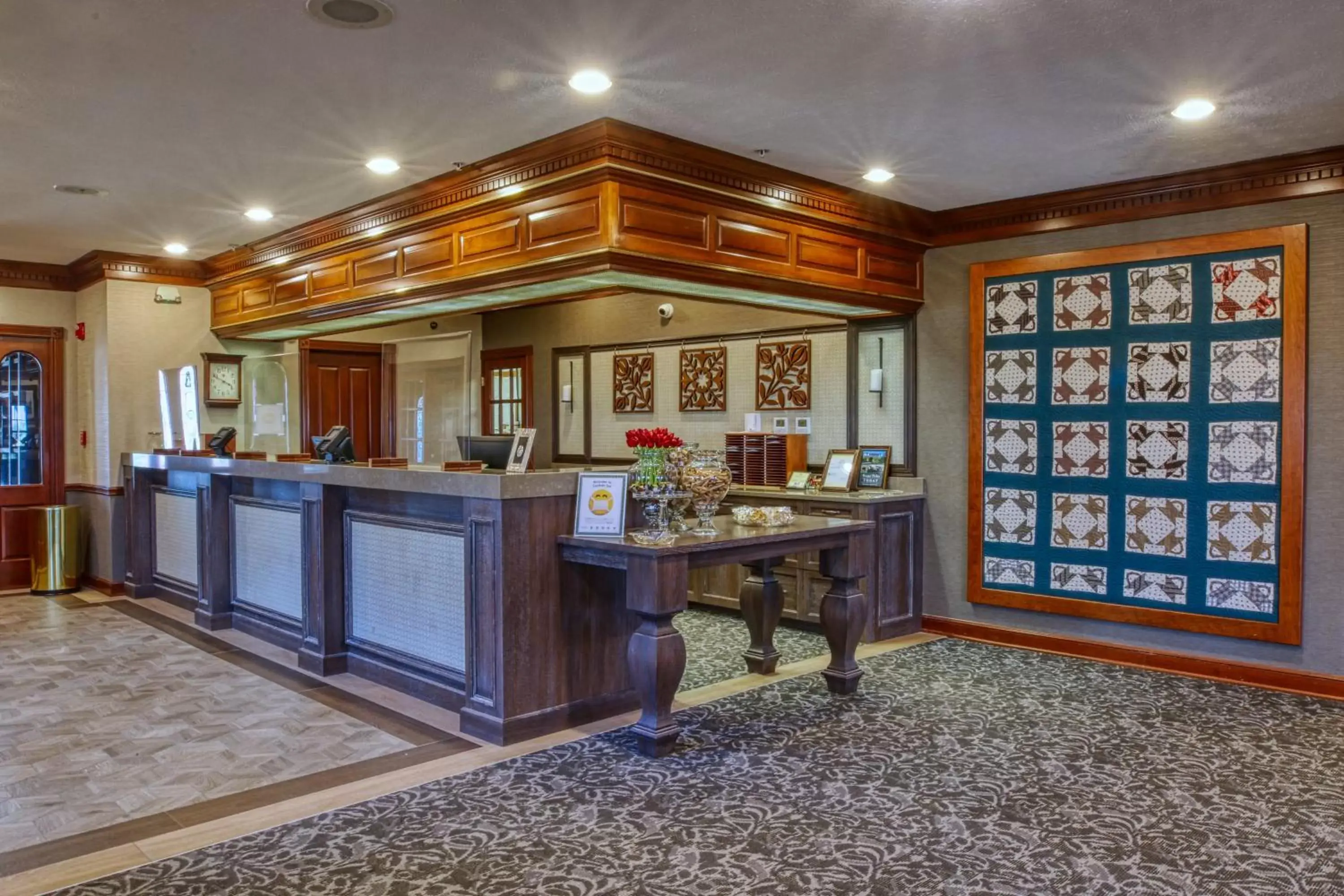 Lobby or reception in Carlisle Inn Walnut Creek