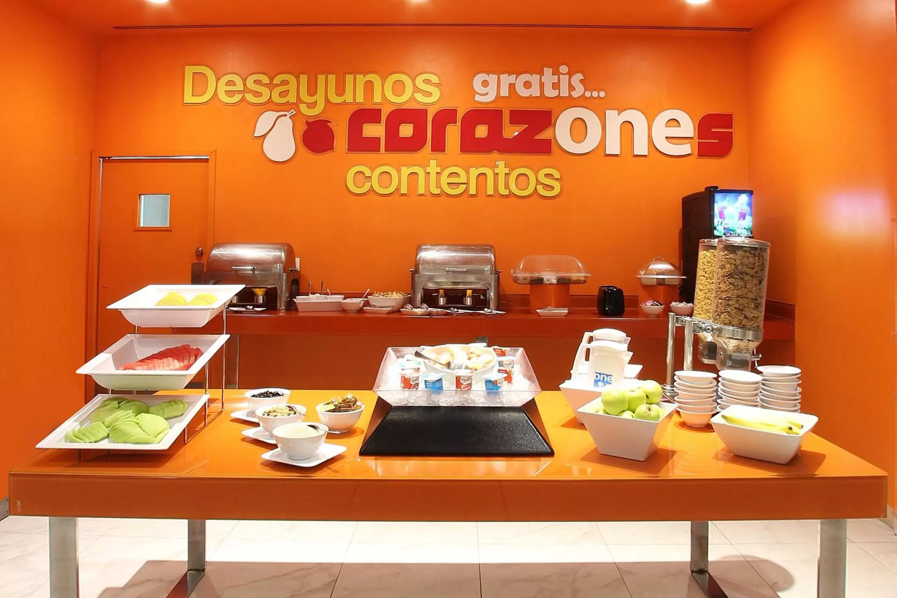 Restaurant/places to eat in One Queretaro Plaza Galerias