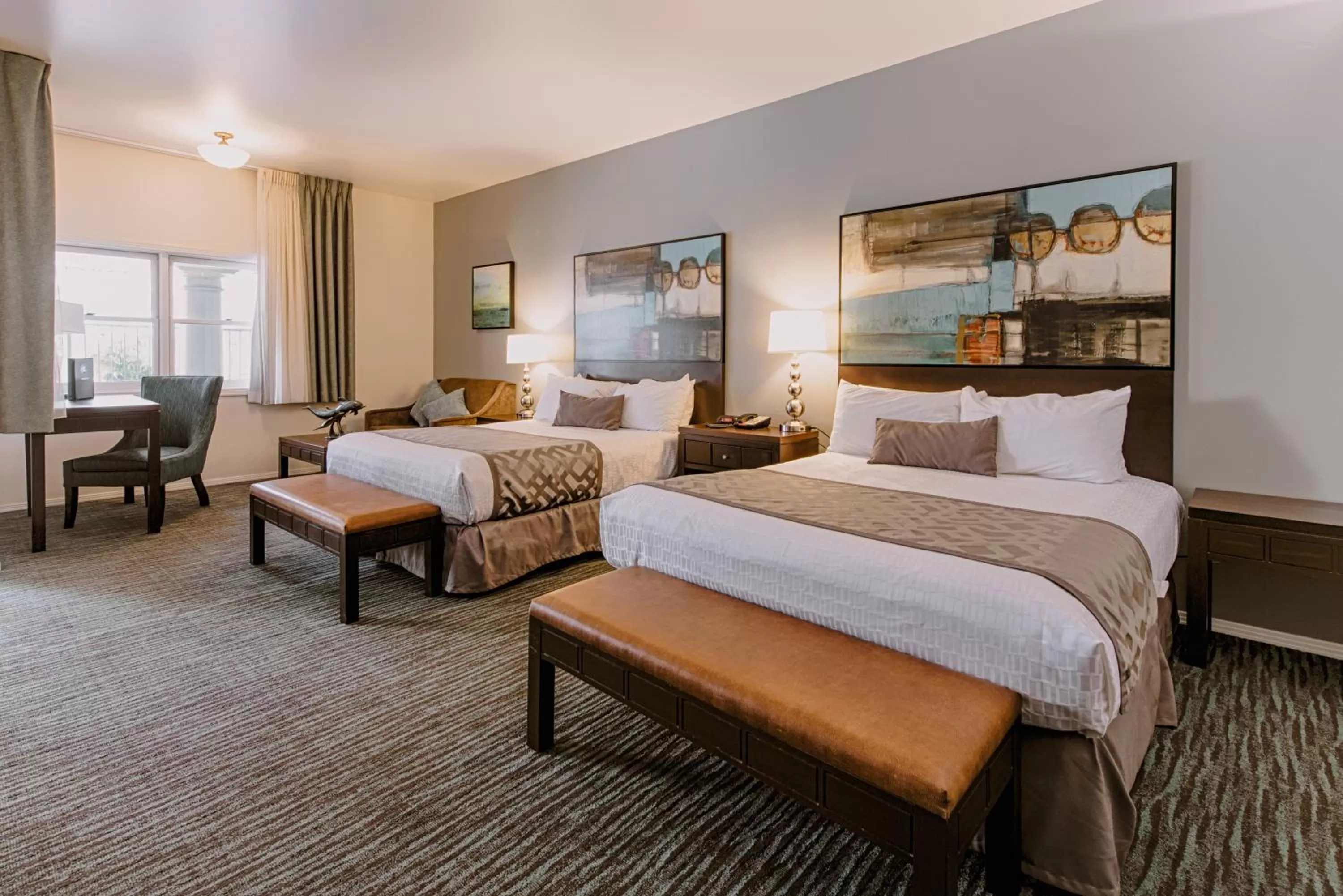 Photo of the whole room, Bed in Tamarack Beach Hotel