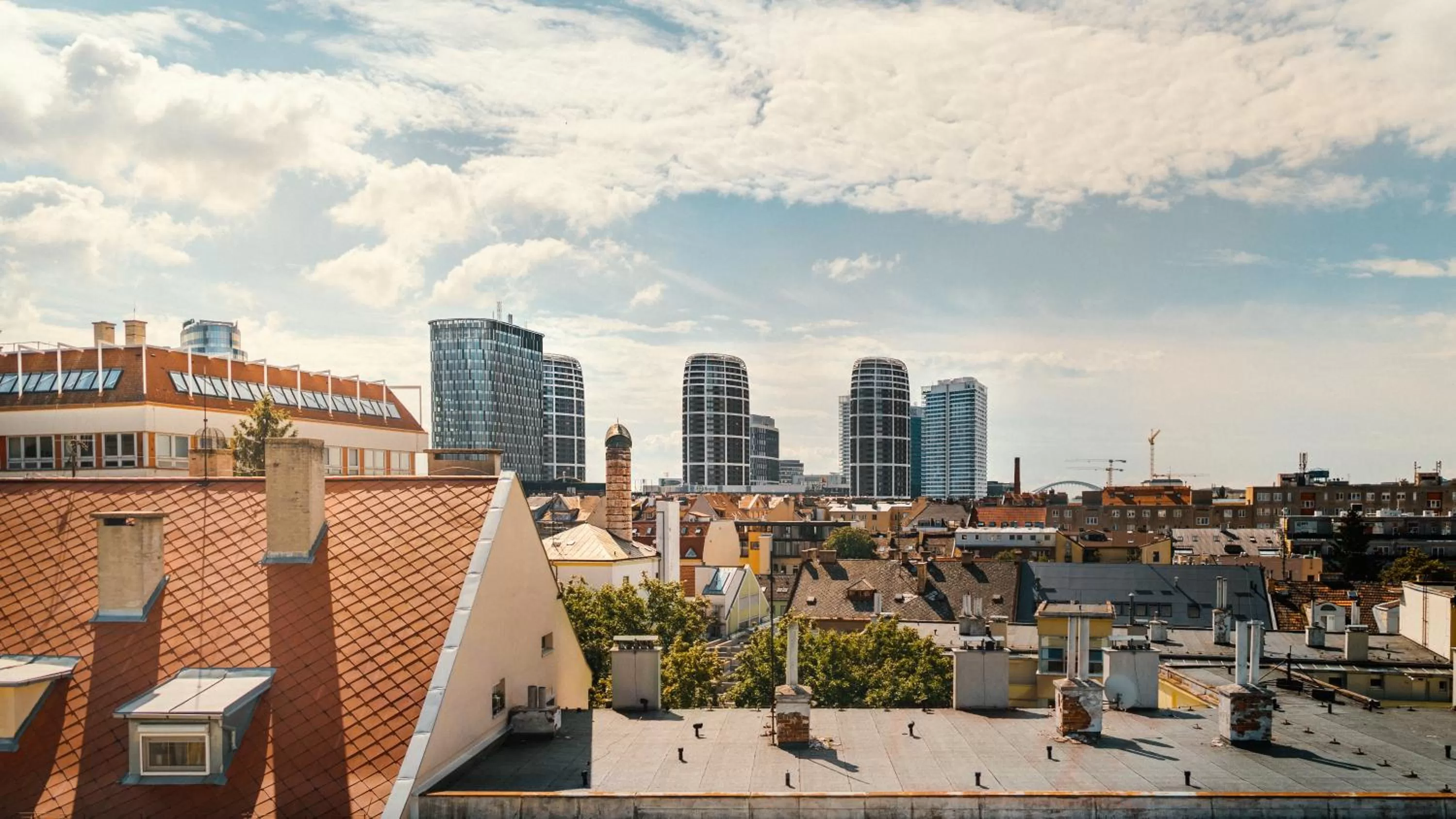Balcony/Terrace in Smart & Green Living by Ambiente