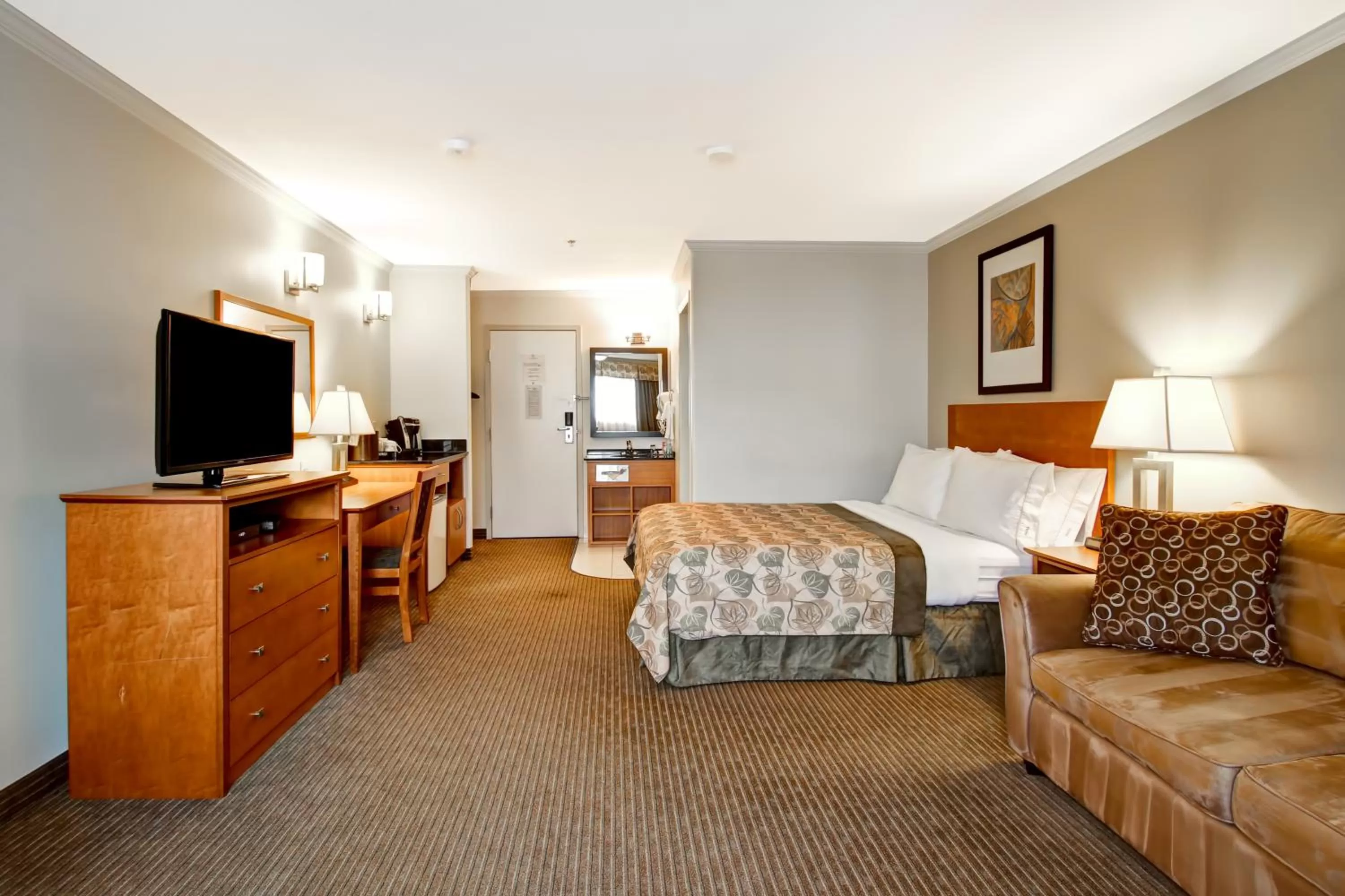 Photo of the whole room in Canalta Jurassic - Drumheller