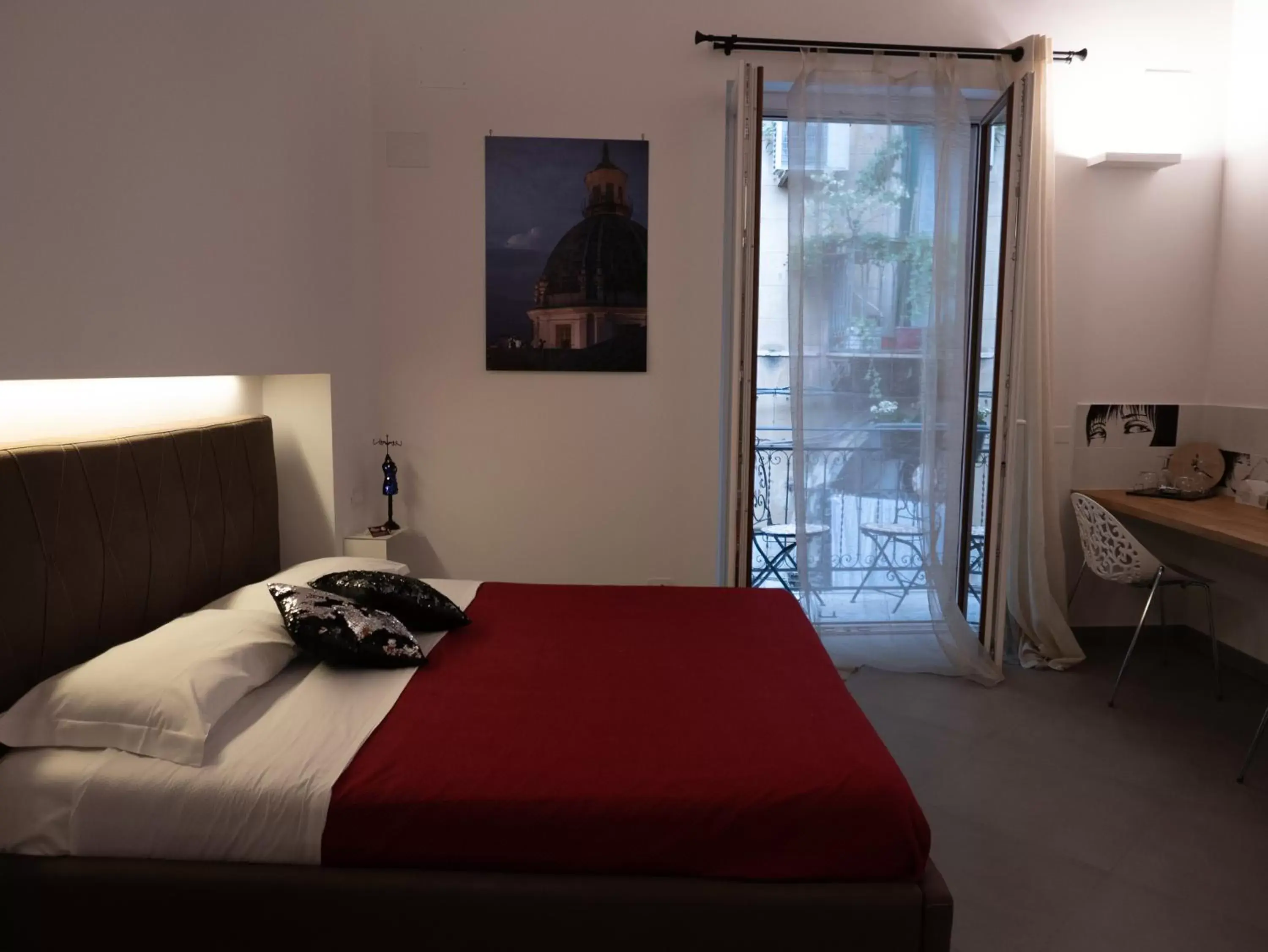 Bed in San Francesco Rooms and Apartment with Terrace in Palermo