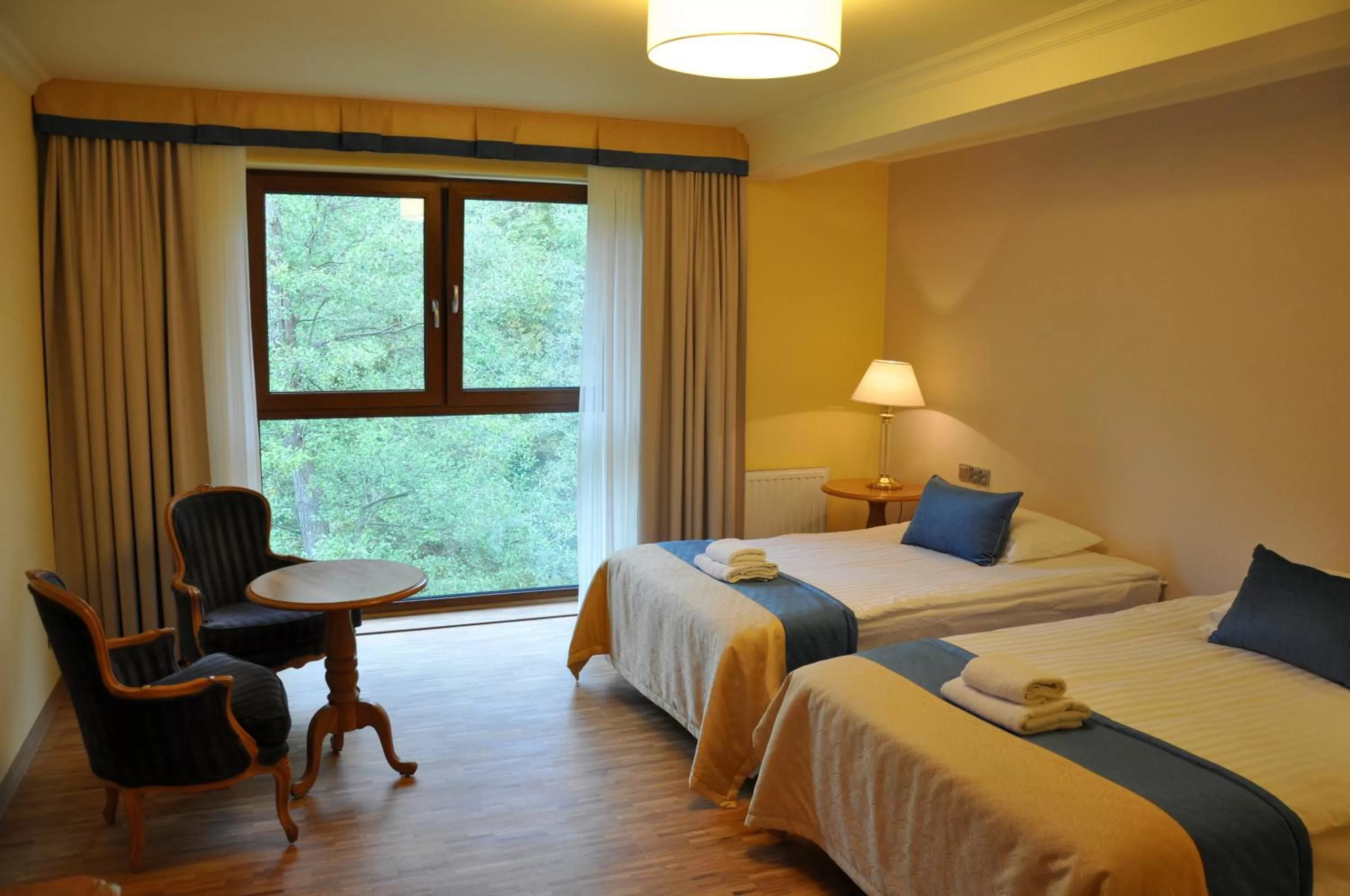 Day, Bed in Hotel Mir-Jan SPA