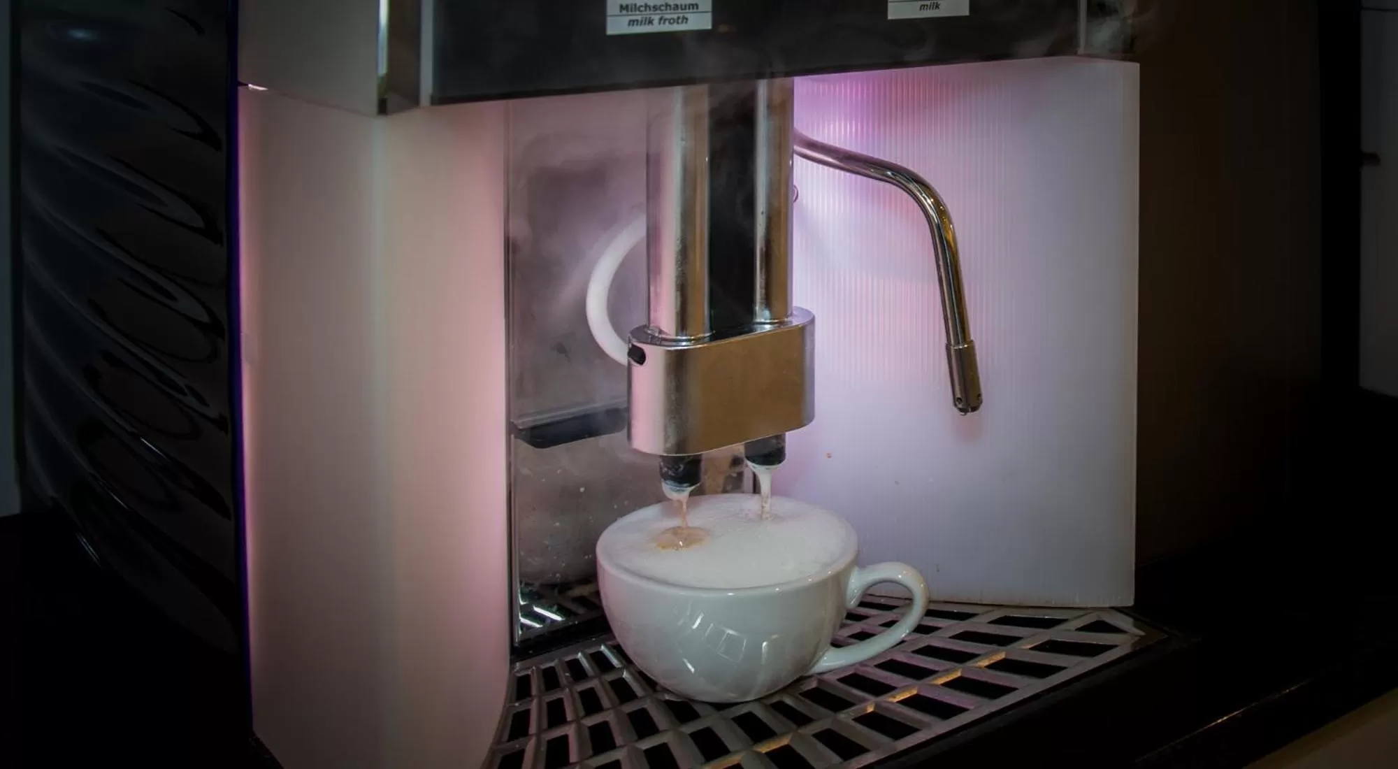 Coffee/tea facilities in Central Hotel Post