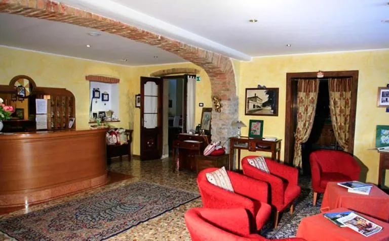 Hotel Calvi-Ristorante Mainor