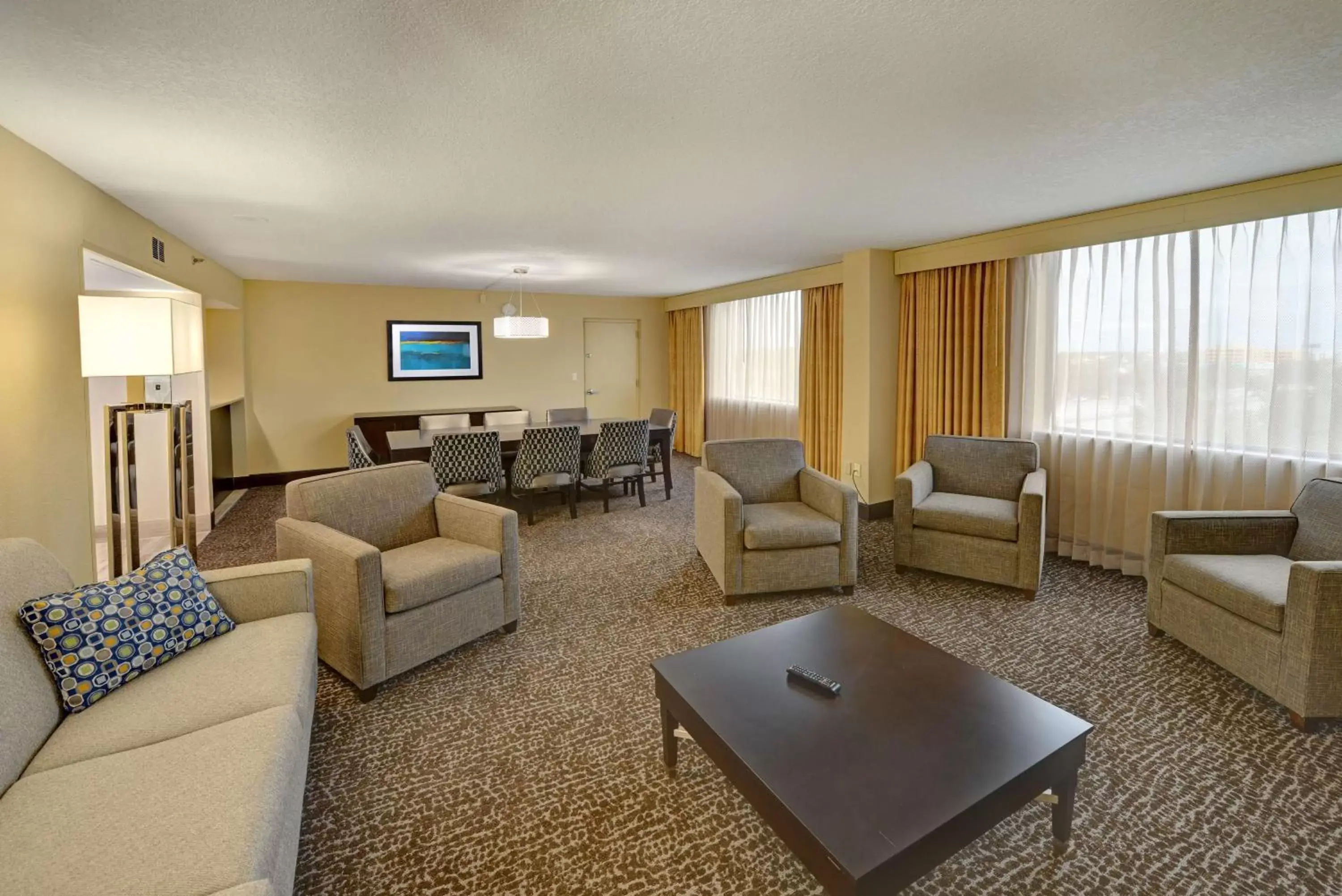 Living room, Seating Area in Hilton Orlando/Altamonte Springs