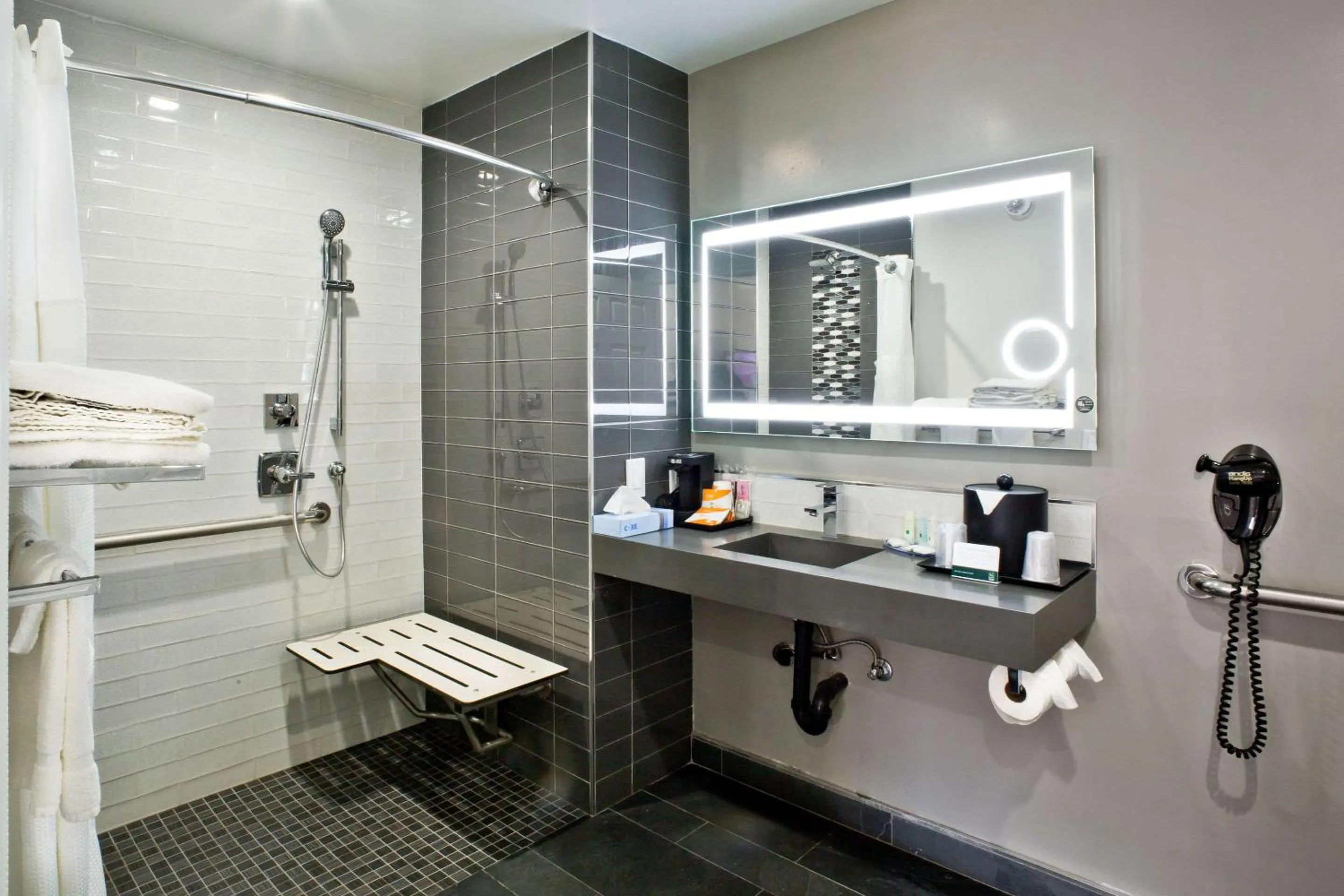 Bathroom in Bay Area Inn & Suites