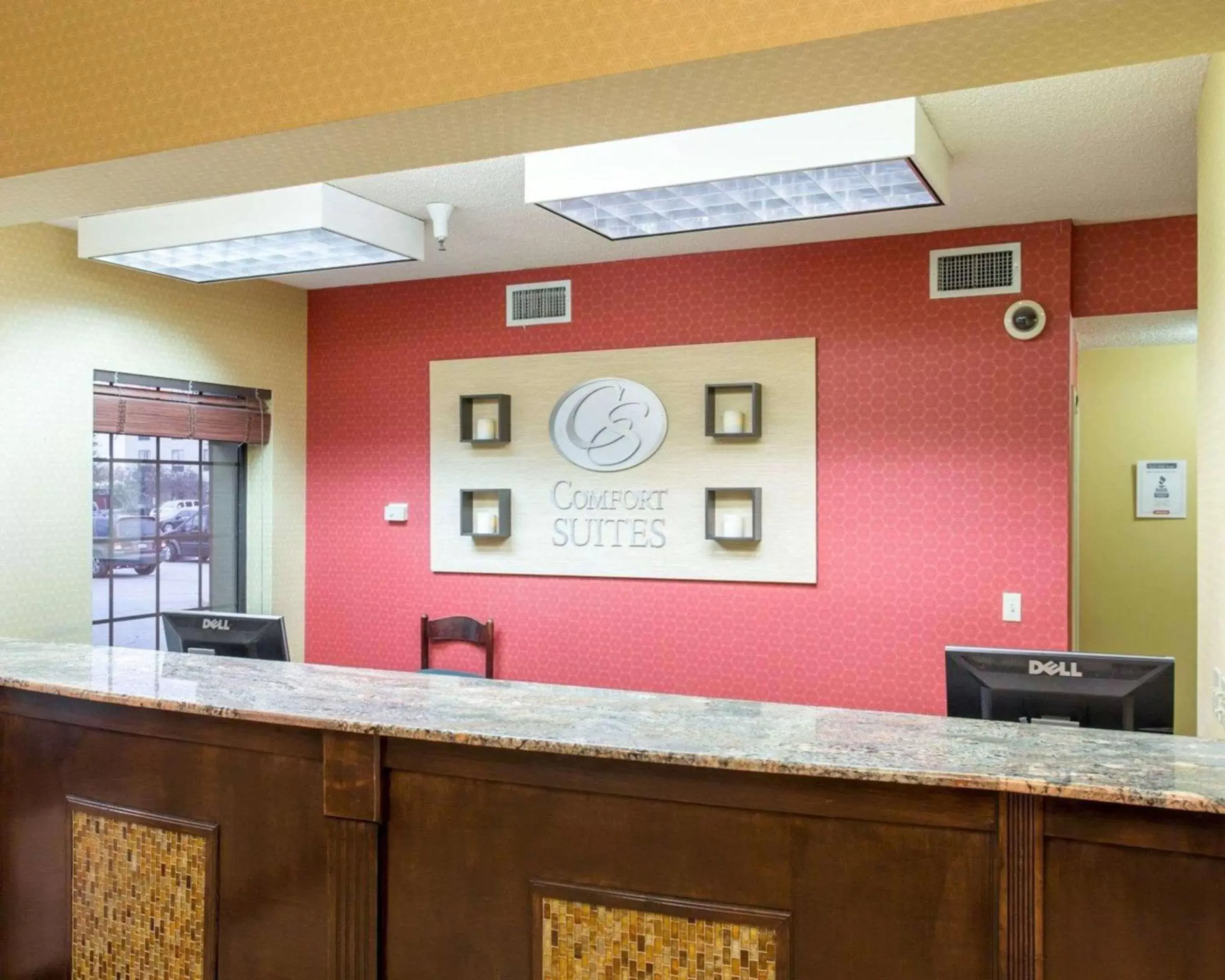 Lobby or reception, Lobby/Reception in Comfort Suites Port Allen - Baton Rouge