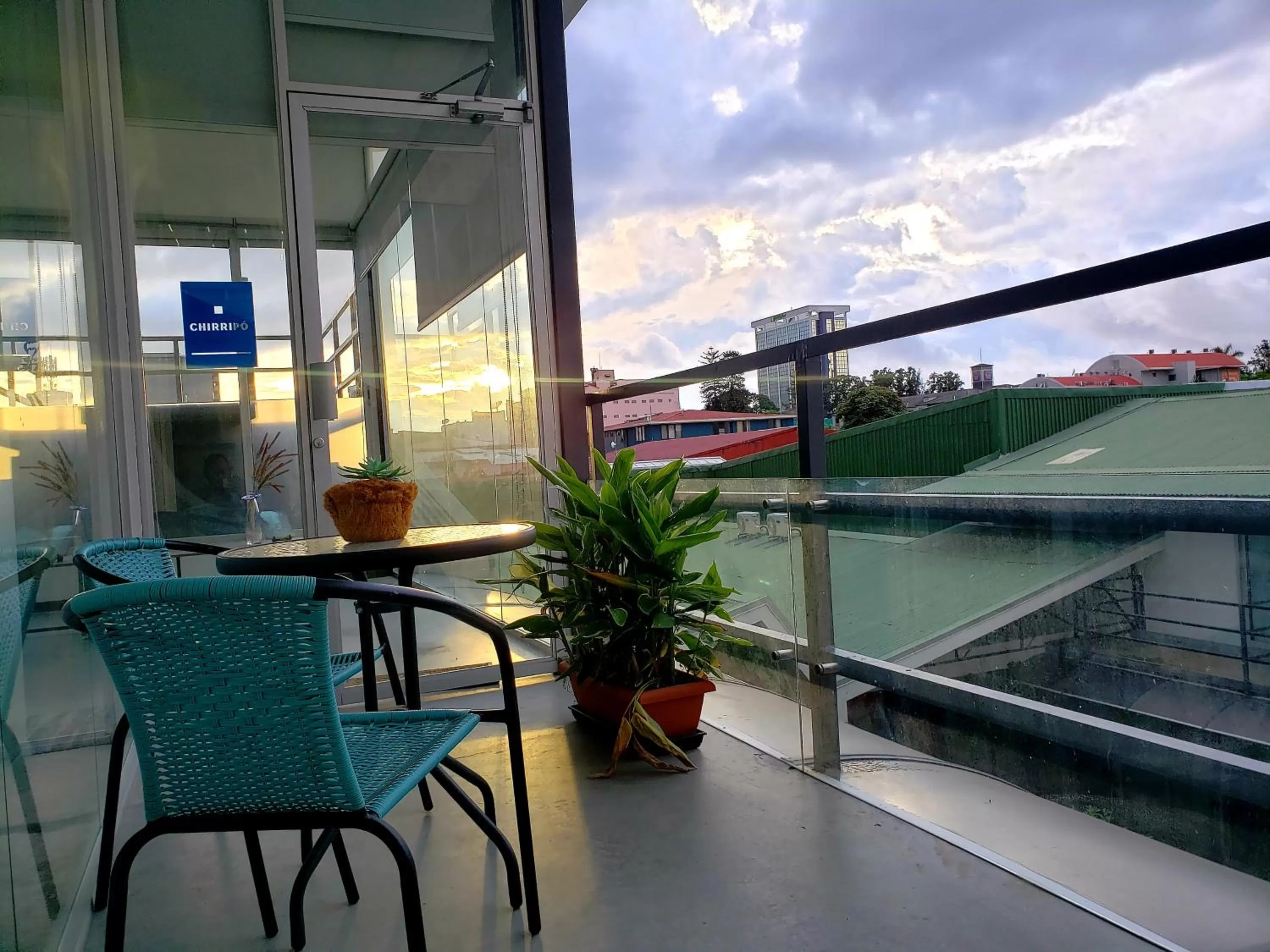 Suite with Terrace in Cando Living Apartments in Central Avenue