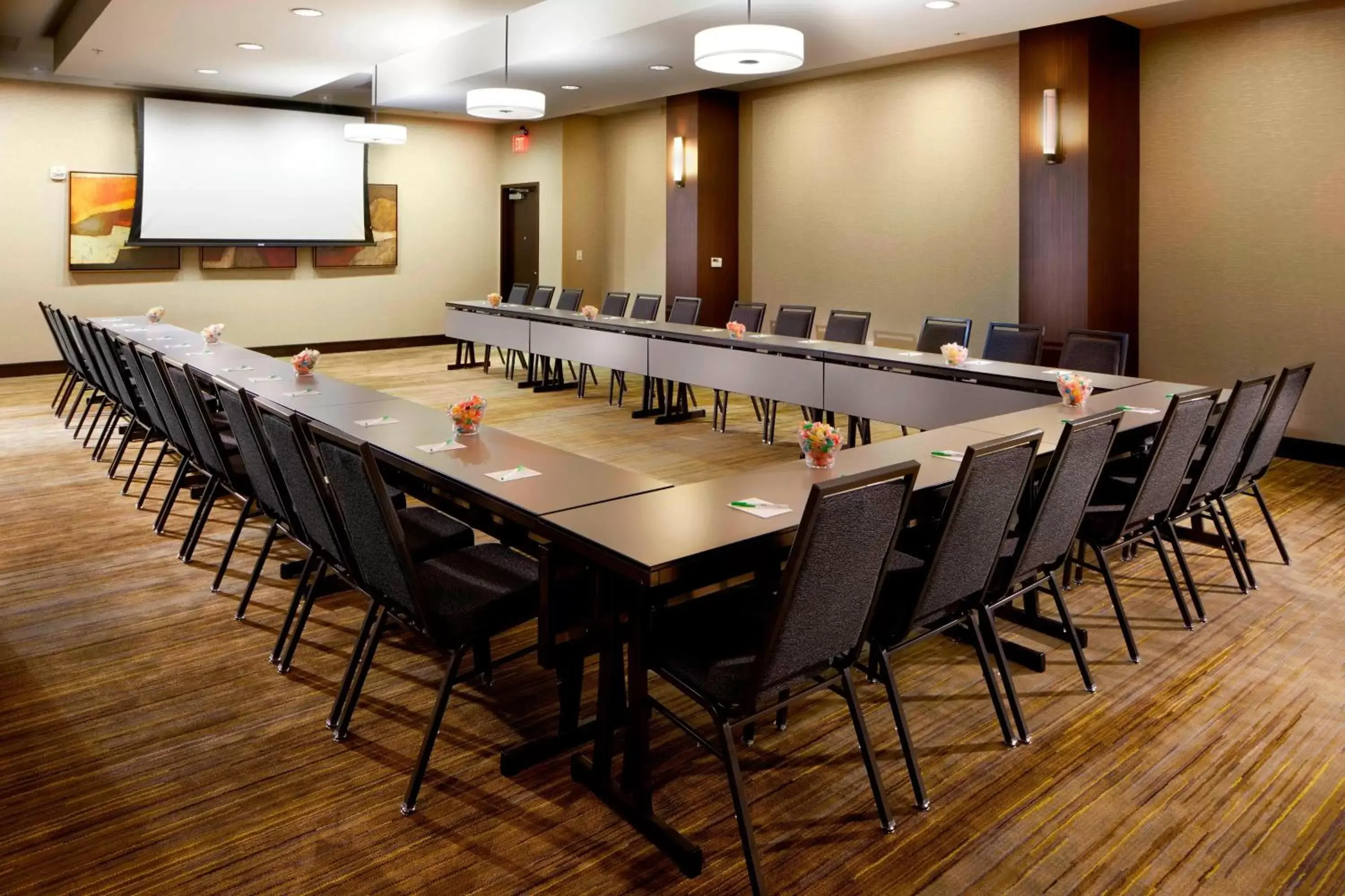 Meeting/conference room in Courtyard by Marriott San Antonio Six Flags at The RIM