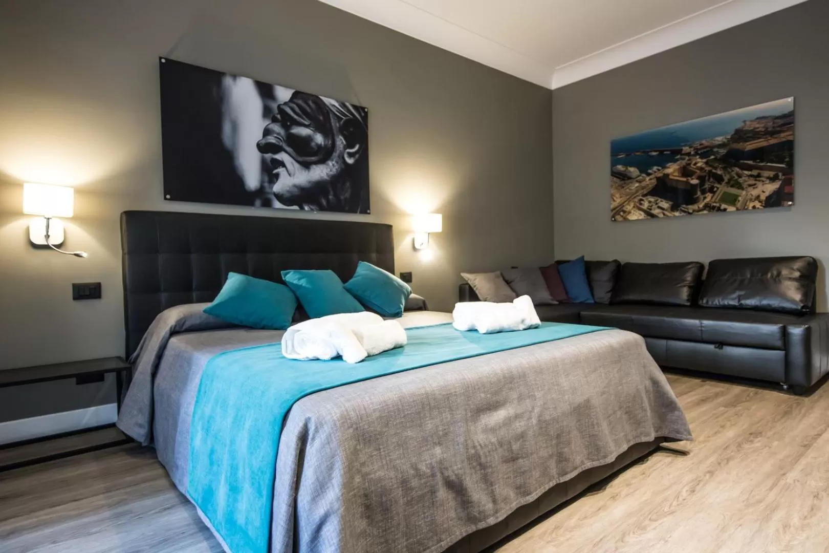 Bedroom, Bed in B&B Art House