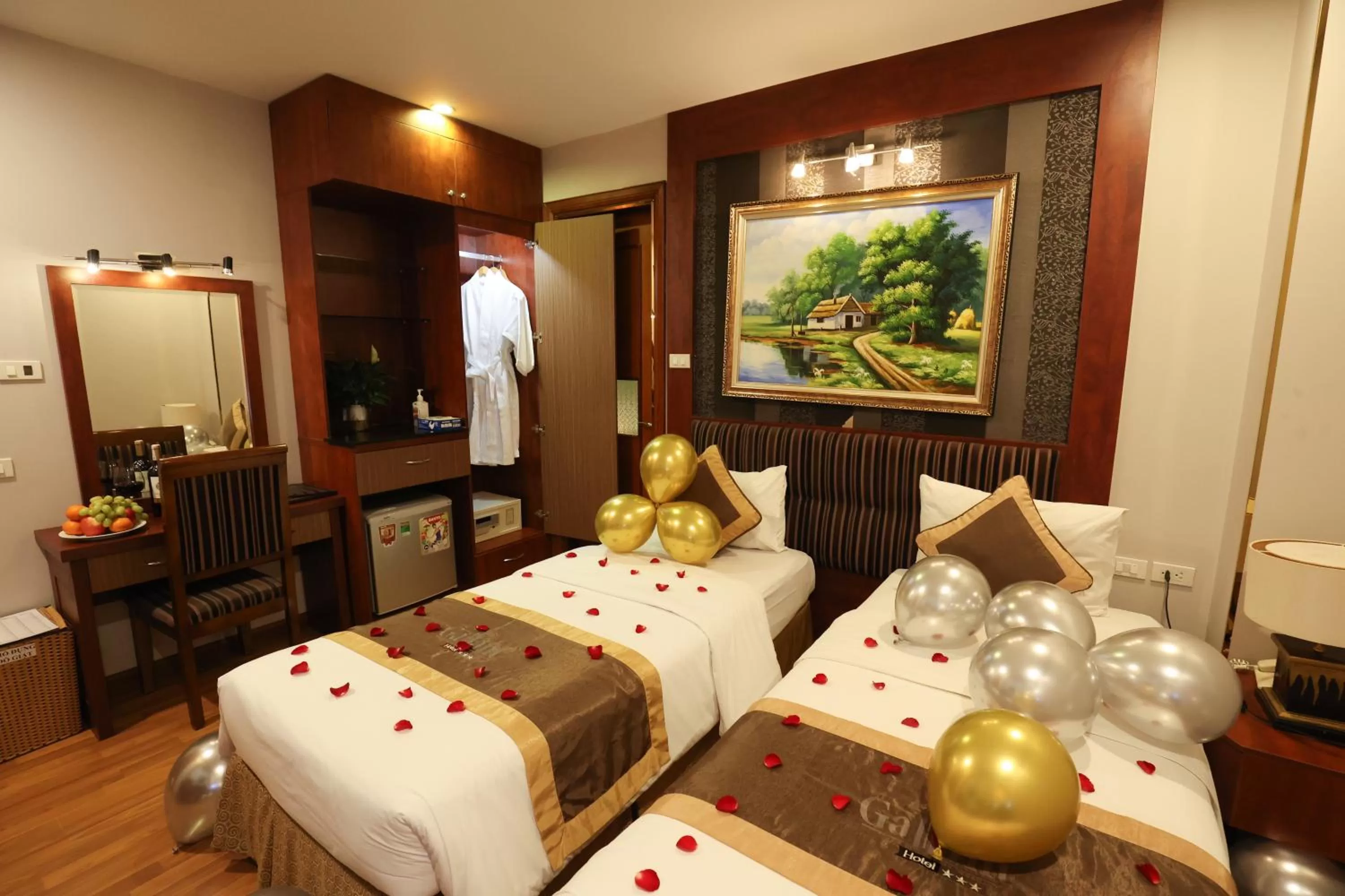 Bed in Gallant Hotel