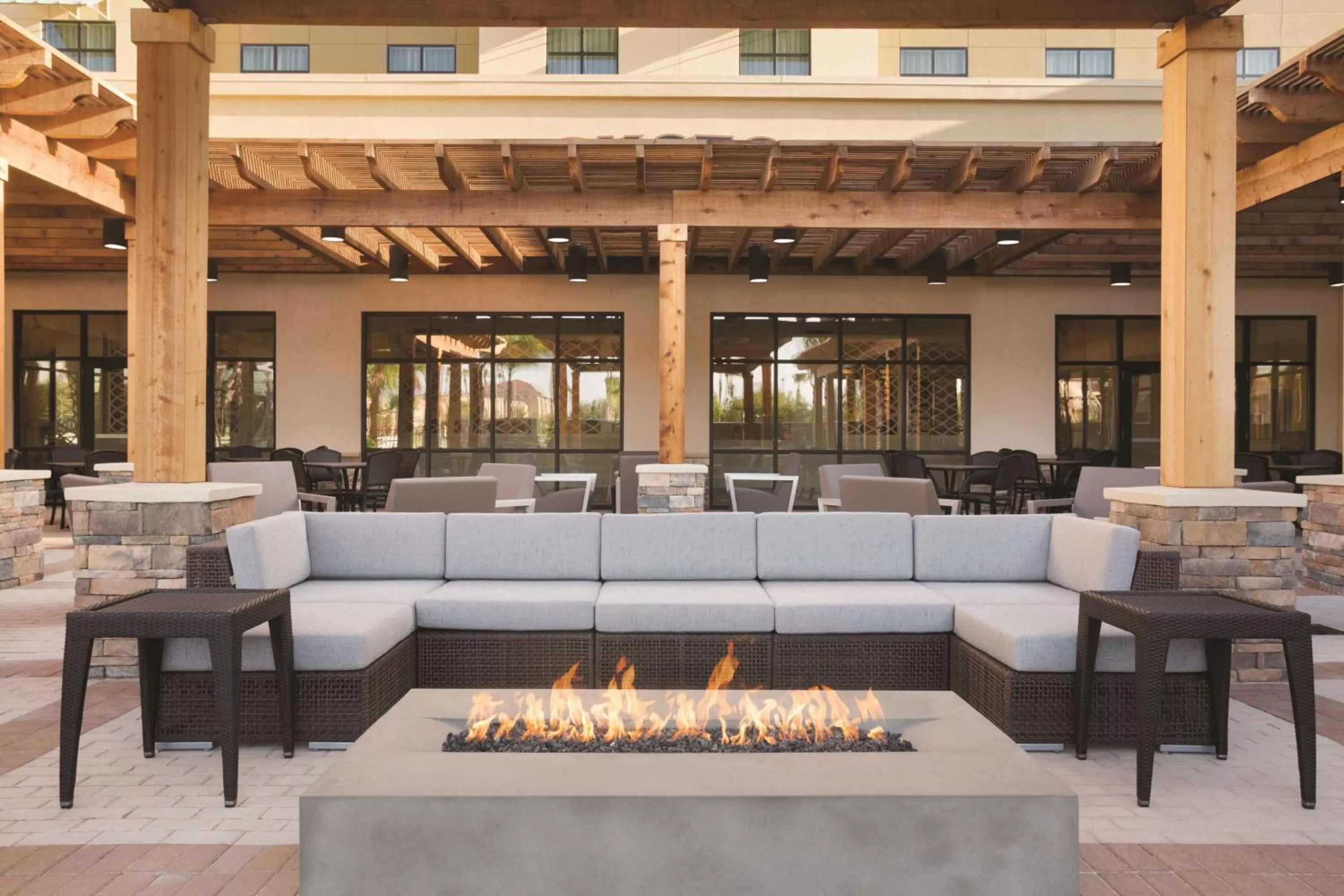 Restaurant/places to eat in Embassy Suites by Hilton McAllen Convention Center